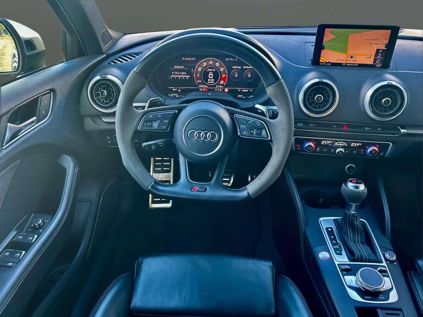 Audi RS3 2018 - Photo 6