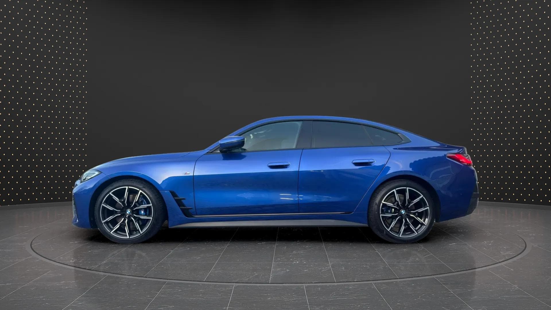 BMW Série 4 30 Gran Coupe 2023 - Photo 2