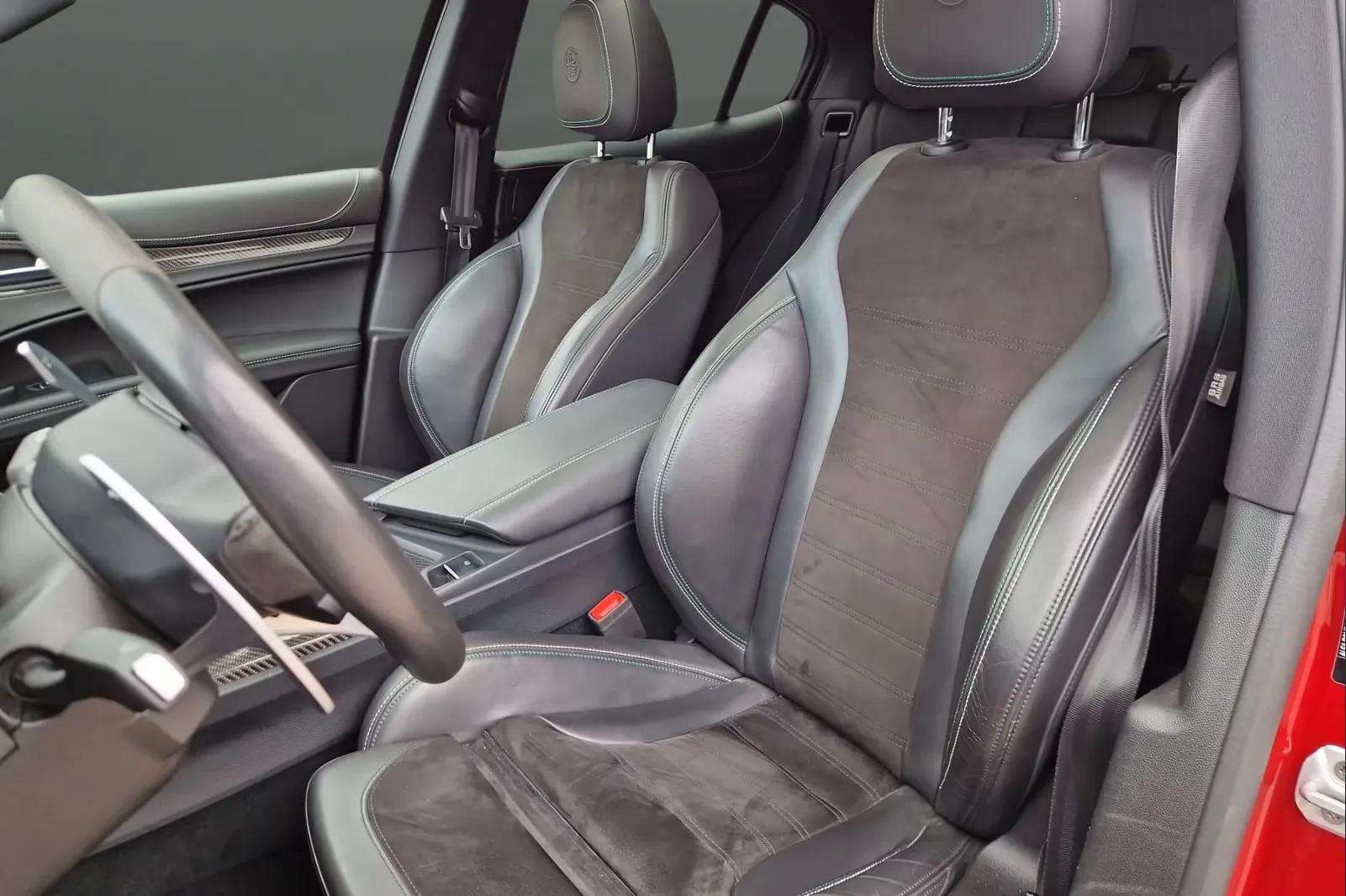 Alfa Romeo Stelvio 2019 - Photo 5