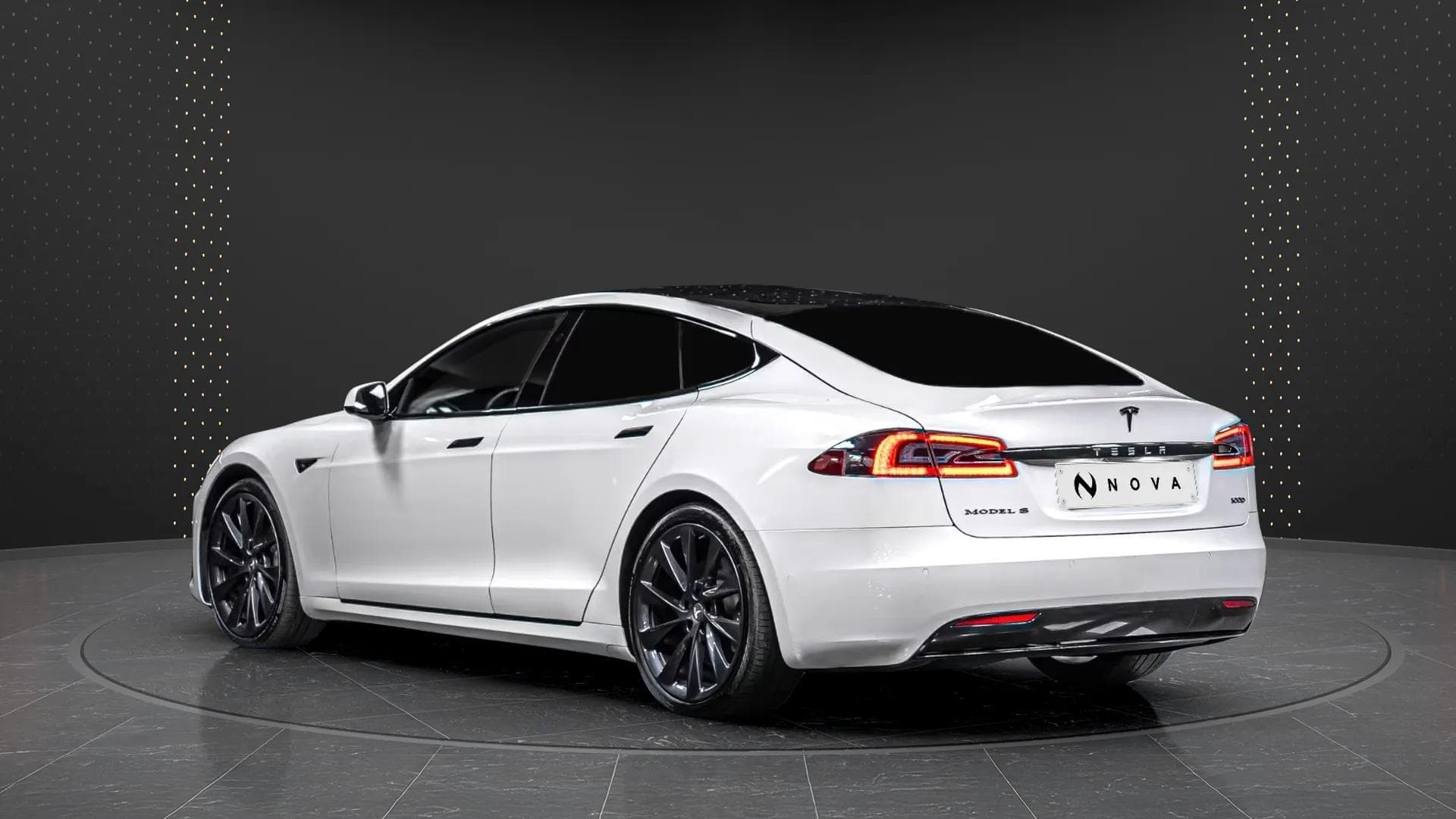 Tesla Model S 2019 - Photo 2