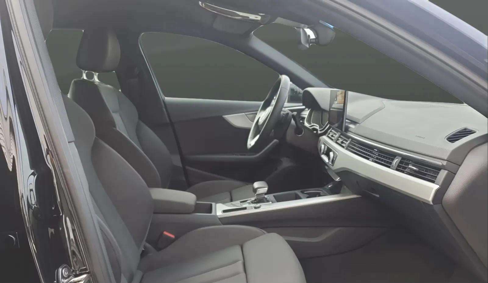 Audi A4 2024 - Photo 2