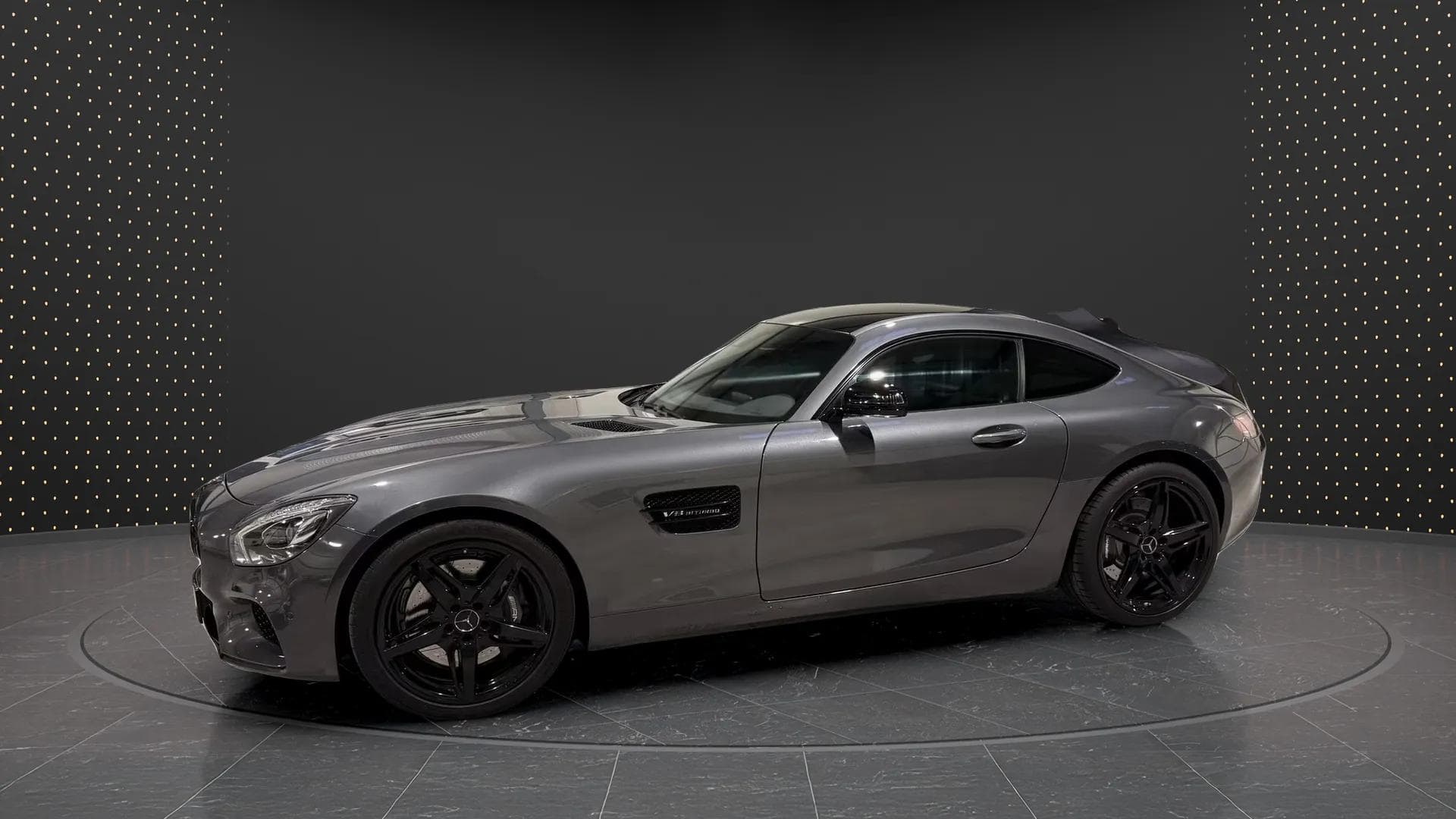 Mercedes-Benz AMG GT 2016 - Photo 2