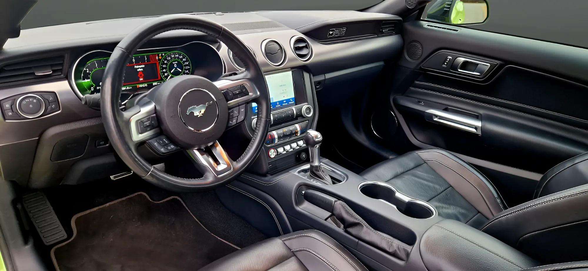Ford Mustang 2020 - Photo 4
