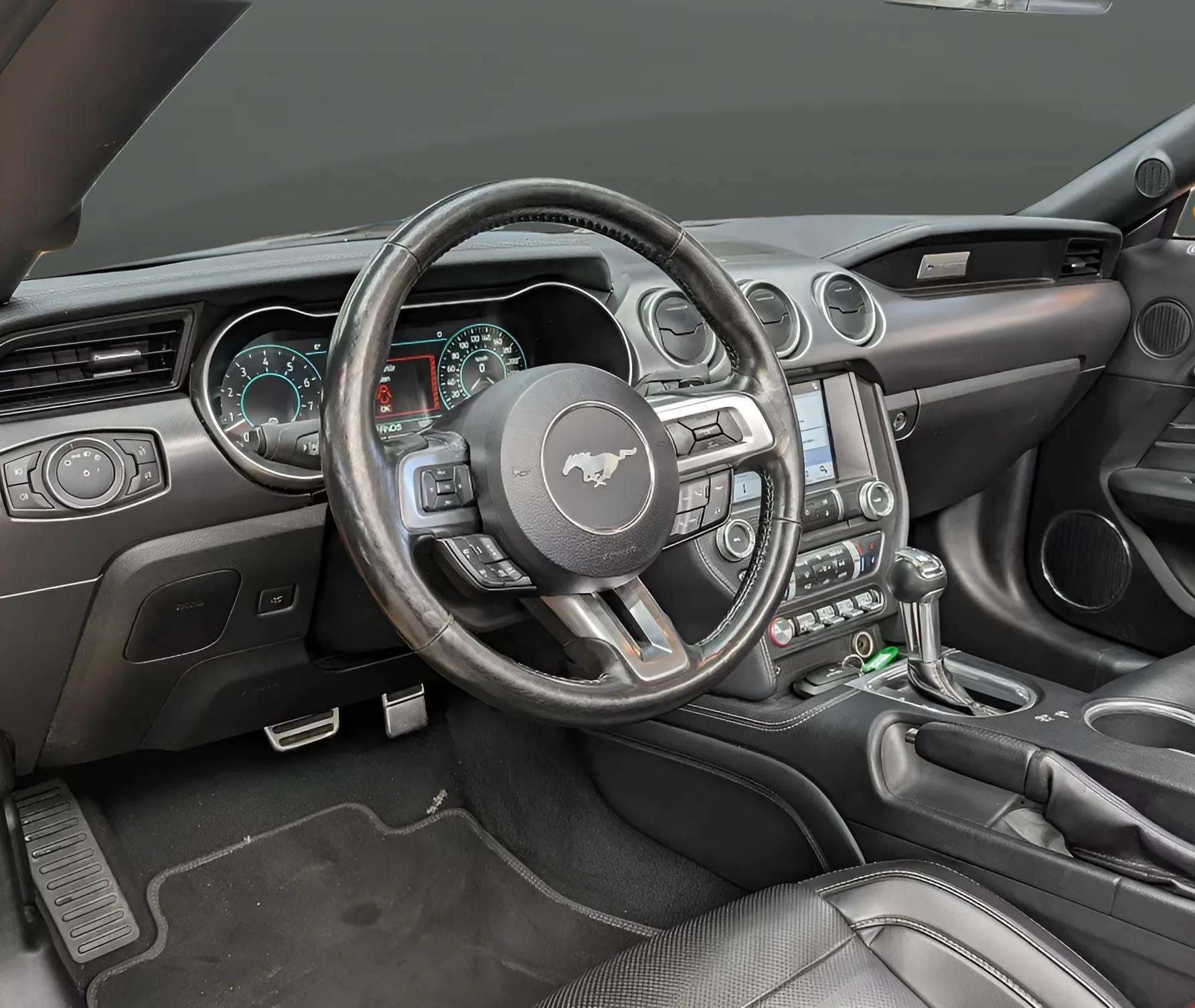 Ford Mustang 2019 - Photo 4