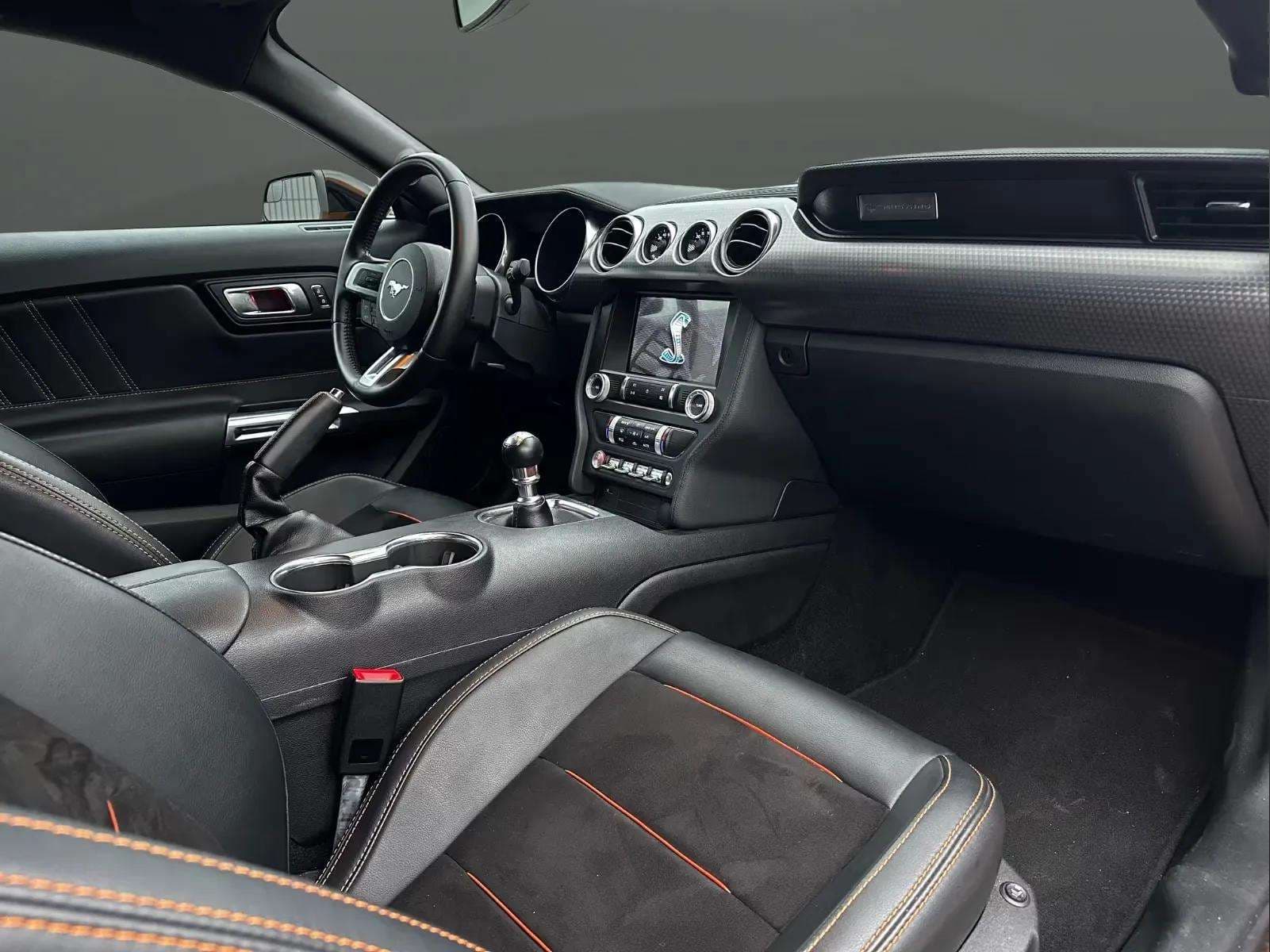 Ford Mustang 2019 - Photo 4