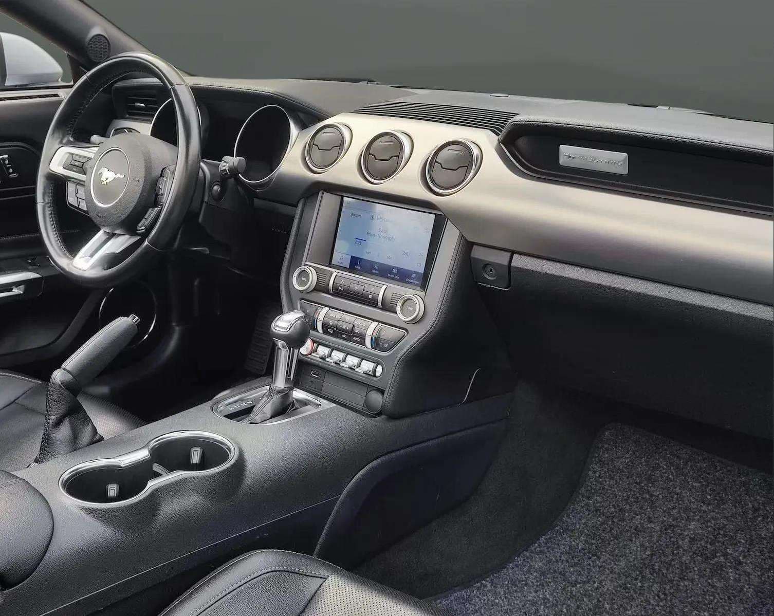Ford Mustang 2023 - Photo 5