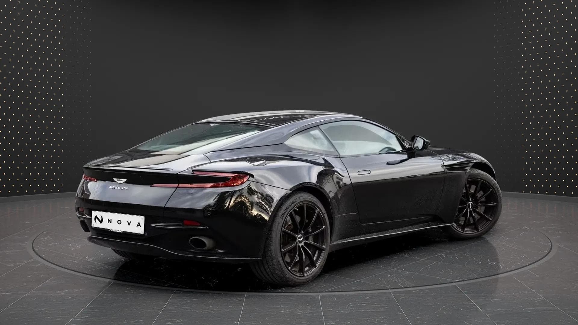 Aston Martin DB11 2020 - Photo 2