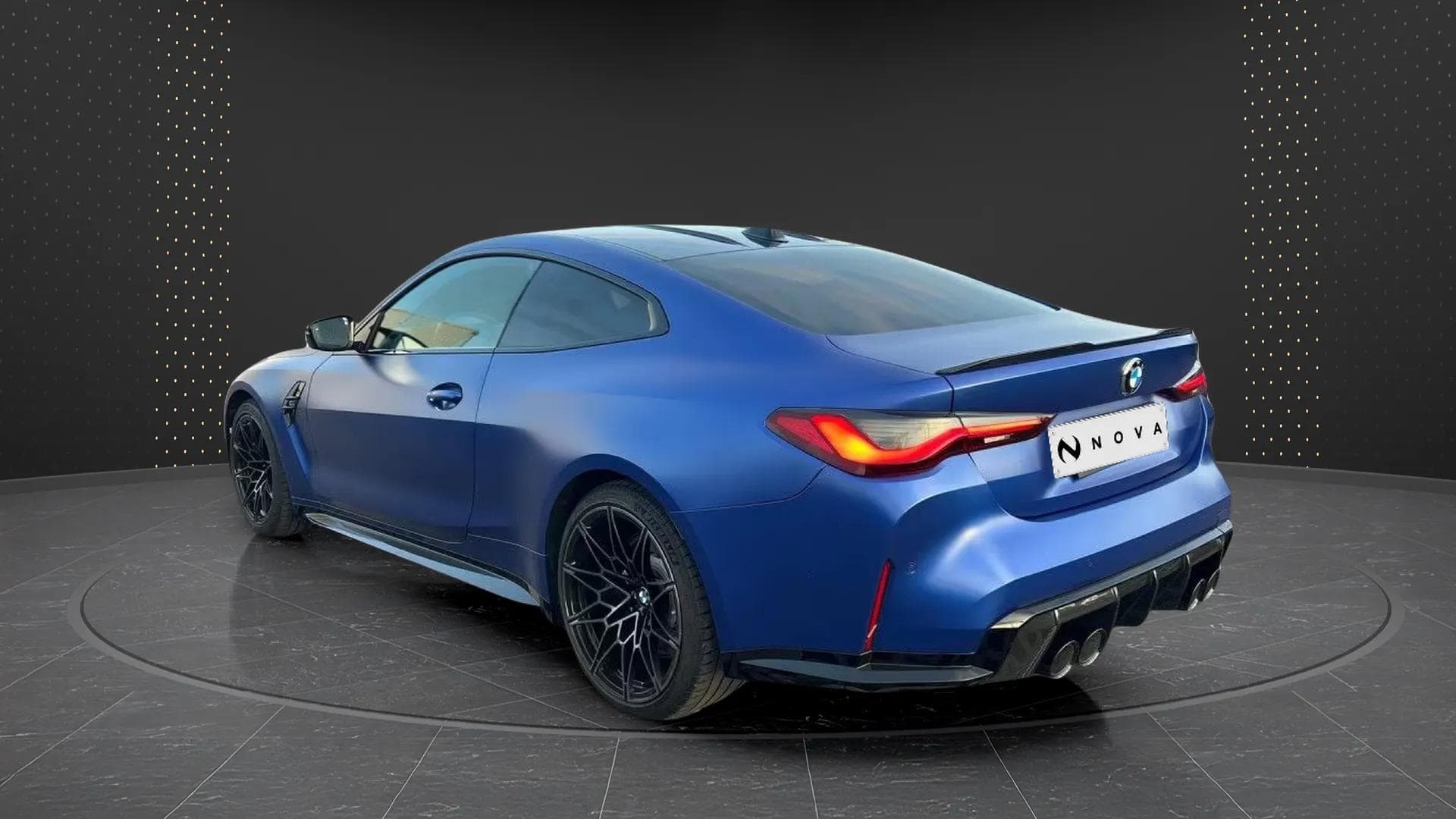 BMW M4 2023 - Photo 4