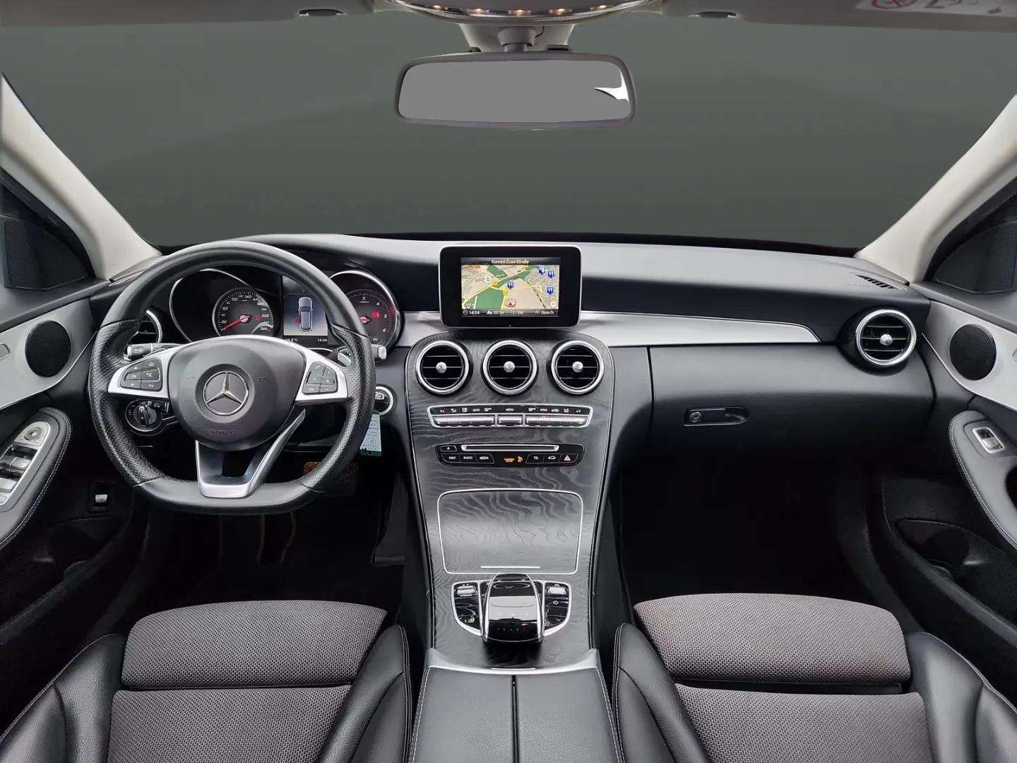 Mercedes-Benz C 220 2018 - Photo 4