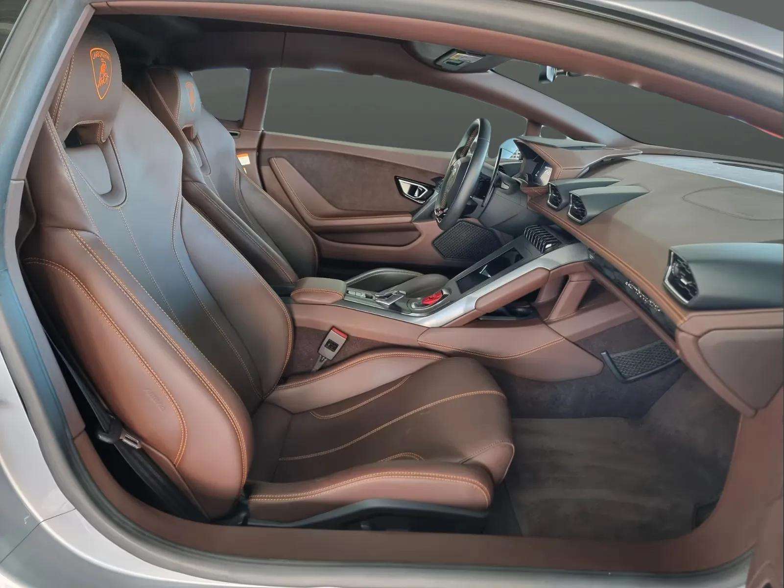 Lamborghini Huracán 2020 - Photo 2