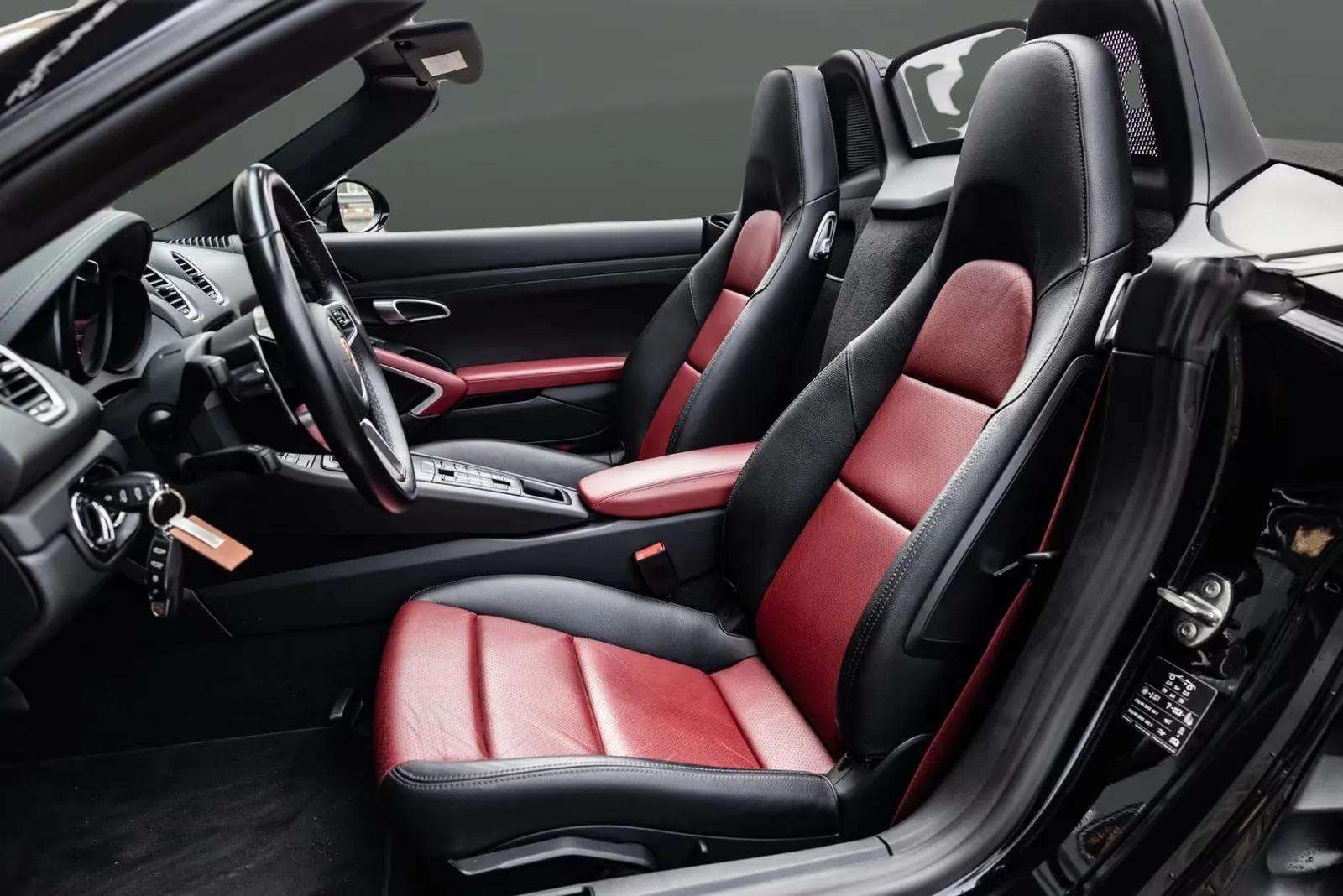 Porsche Boxster 2019 - Photo 3