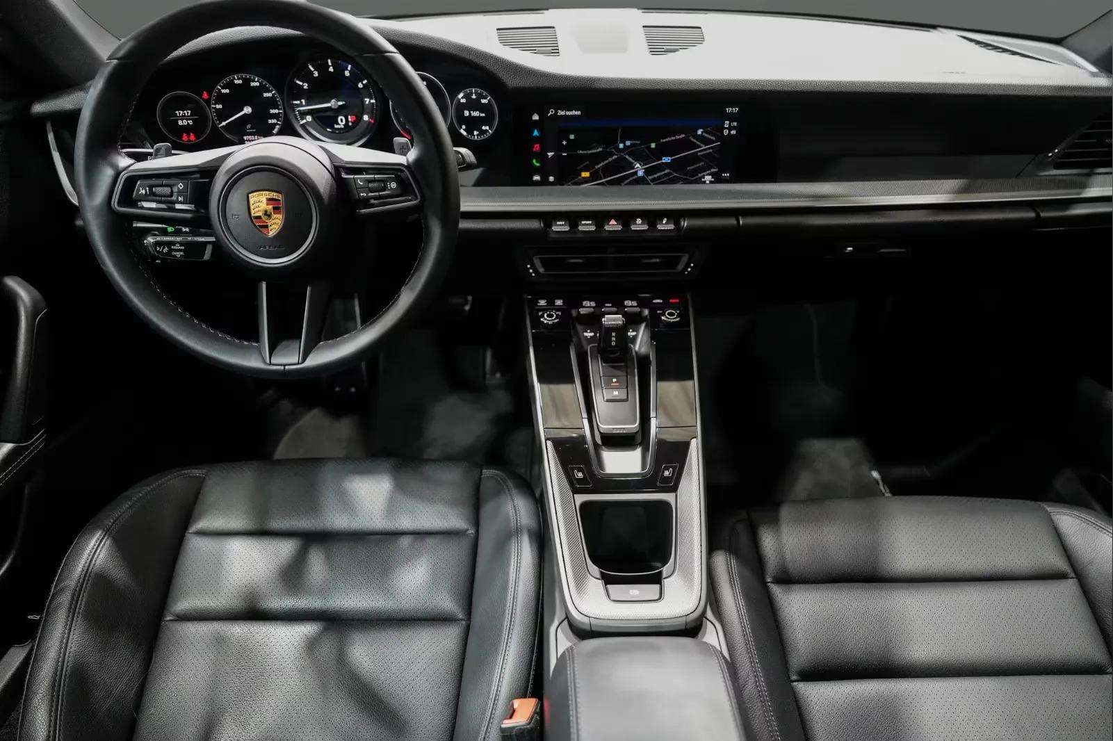 Porsche 992 2021 - Photo 4