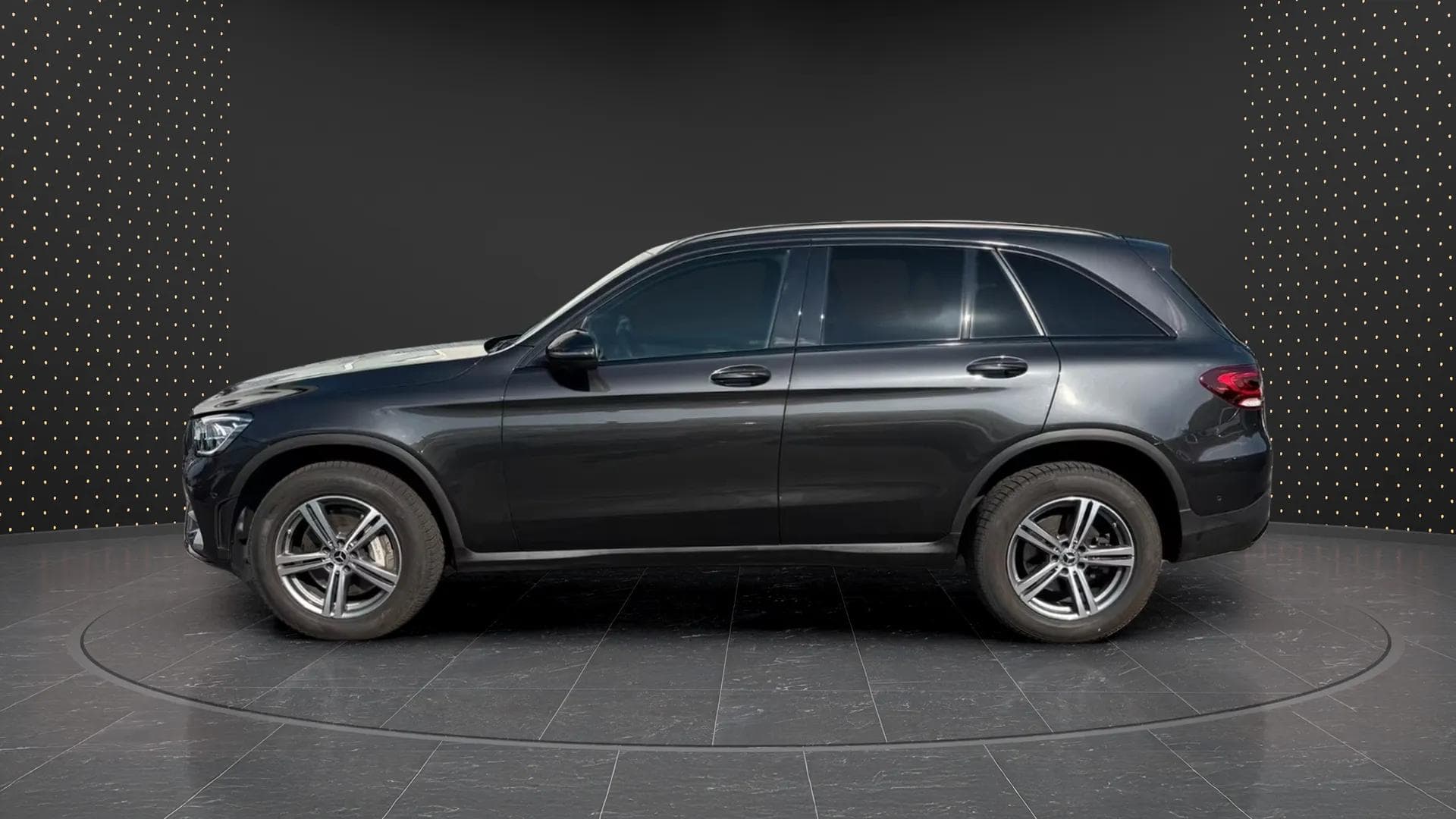 Mercedes-Benz GLC 300 2022 - Photo 3