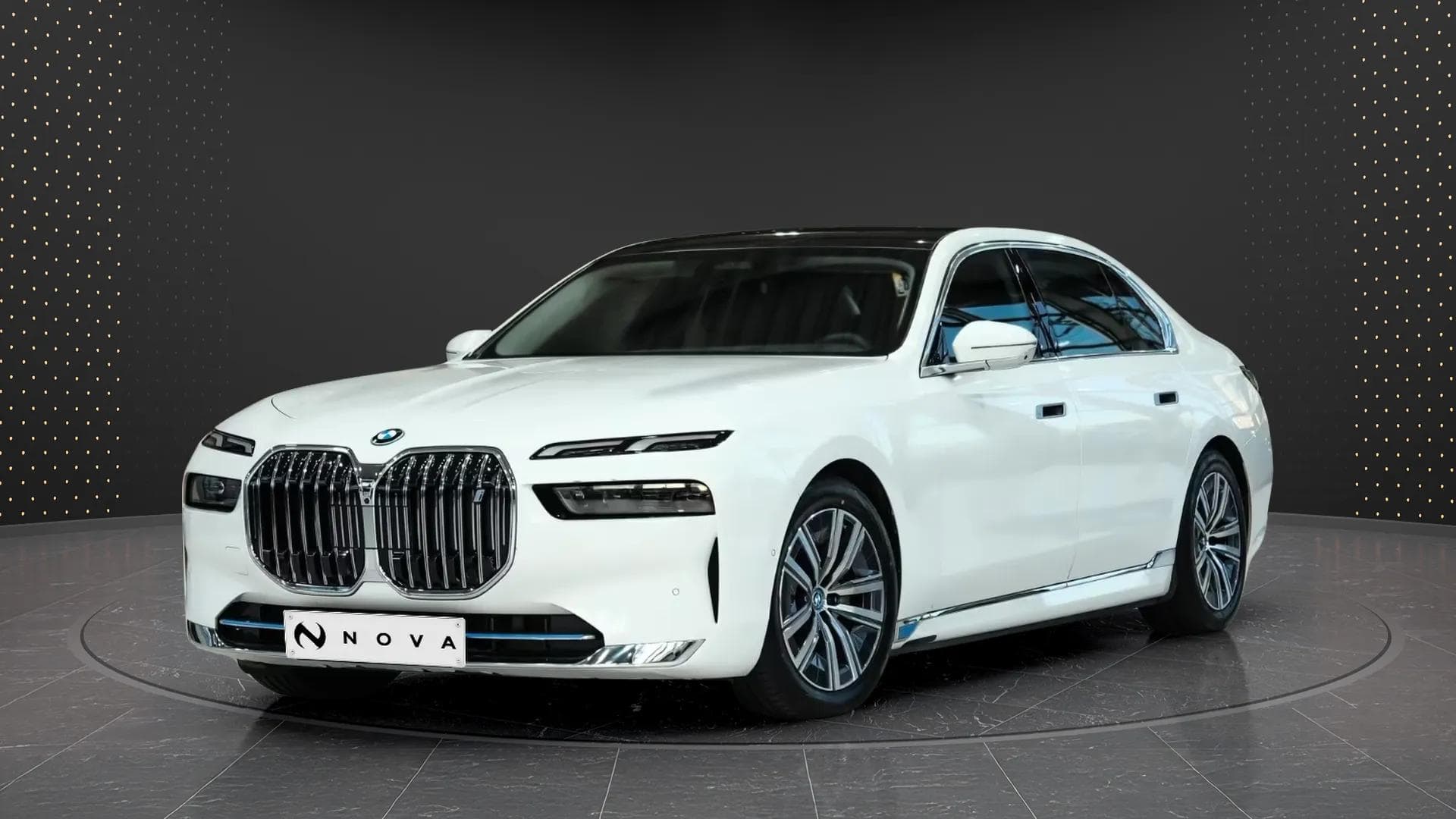 BMW i7 2023 - Photo principale