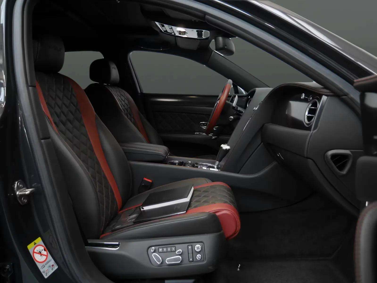 Bentley Flying Spur 2017 - Photo 2