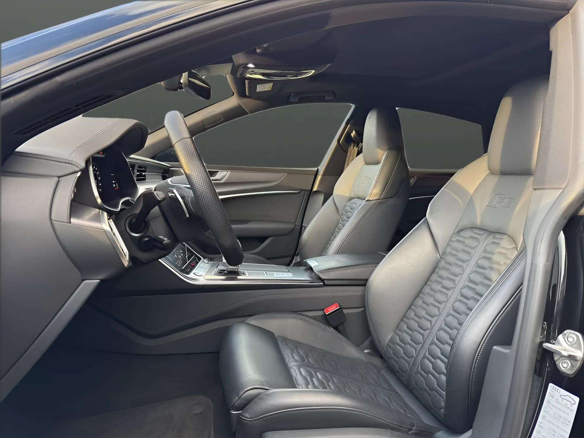 Audi RS7 2022 - Photo 2