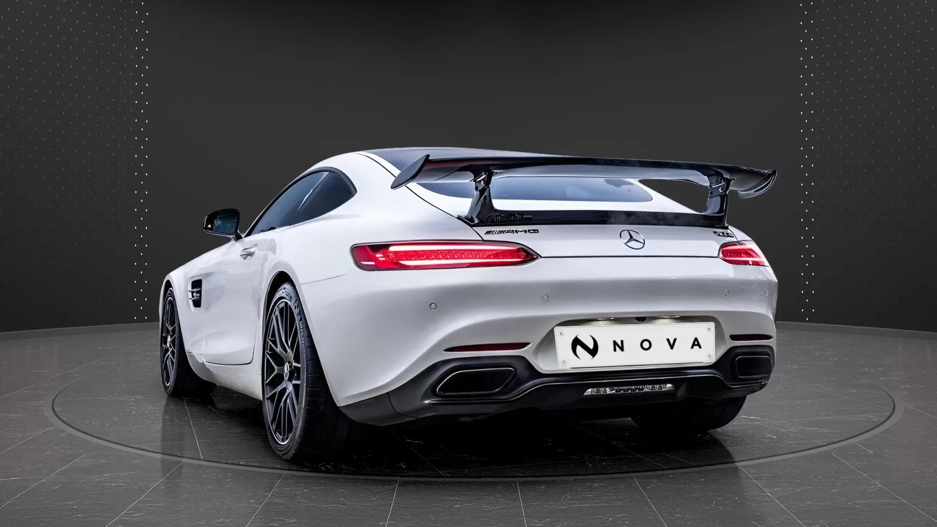 Mercedes-Benz AMG GT 2016 - Photo 3
