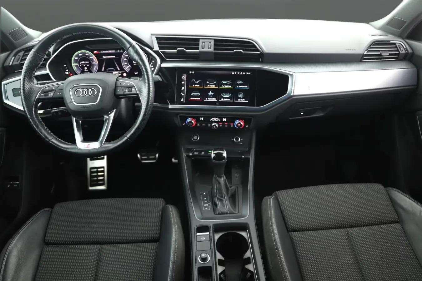 Audi Q3 2021 - Photo 3