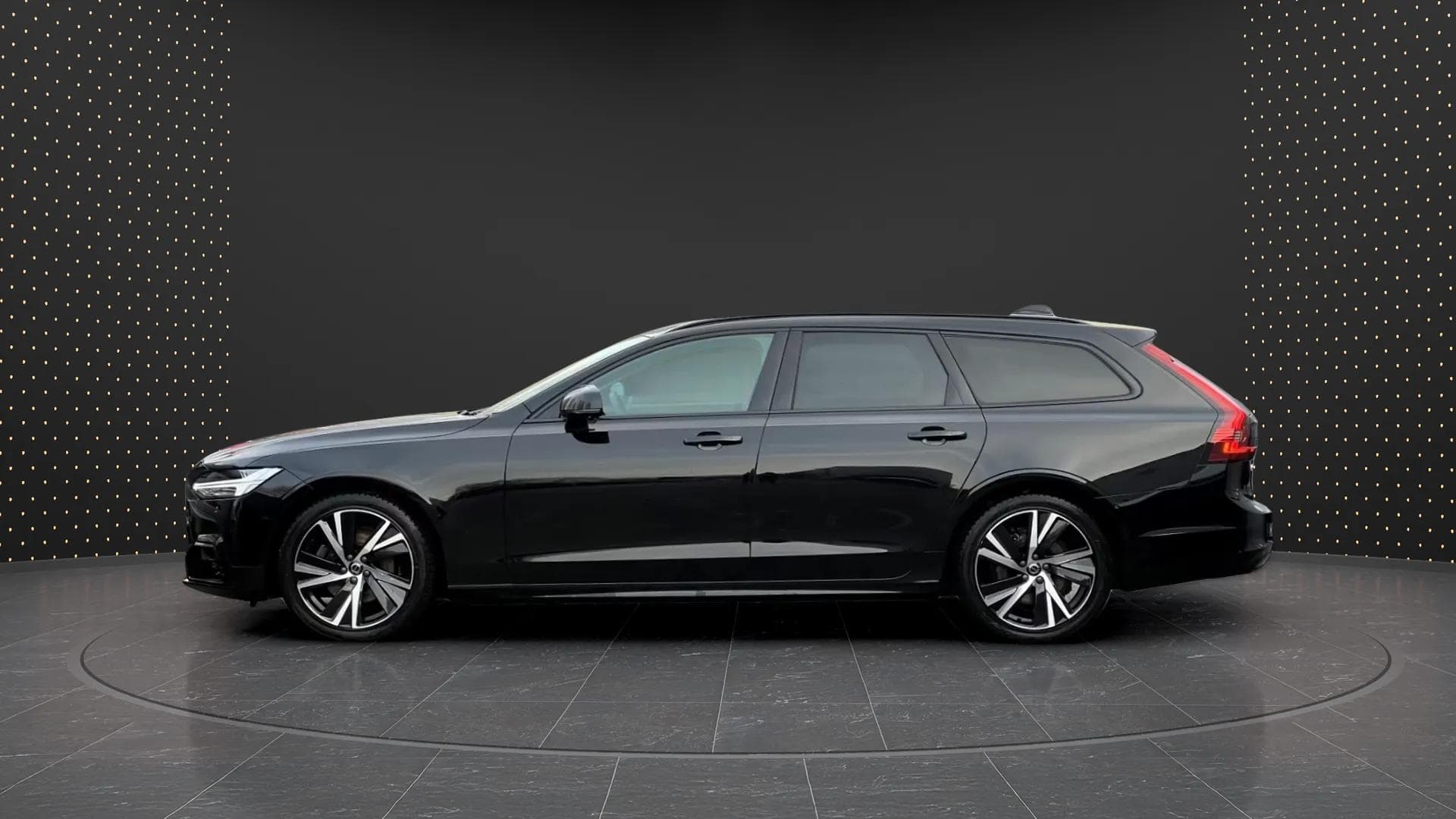 Volvo V90 2023 - Photo 3