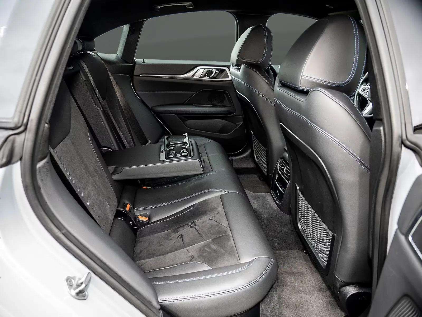 BMW i4 2023 - Photo 3