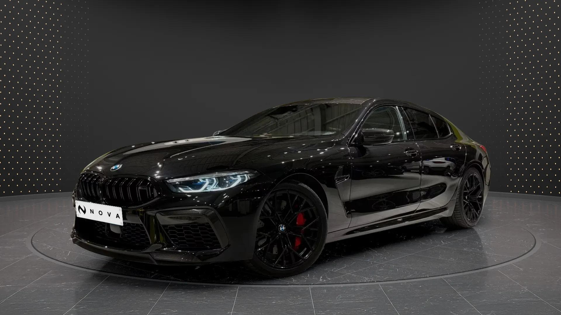 BMW M8 2021 - Photo principale