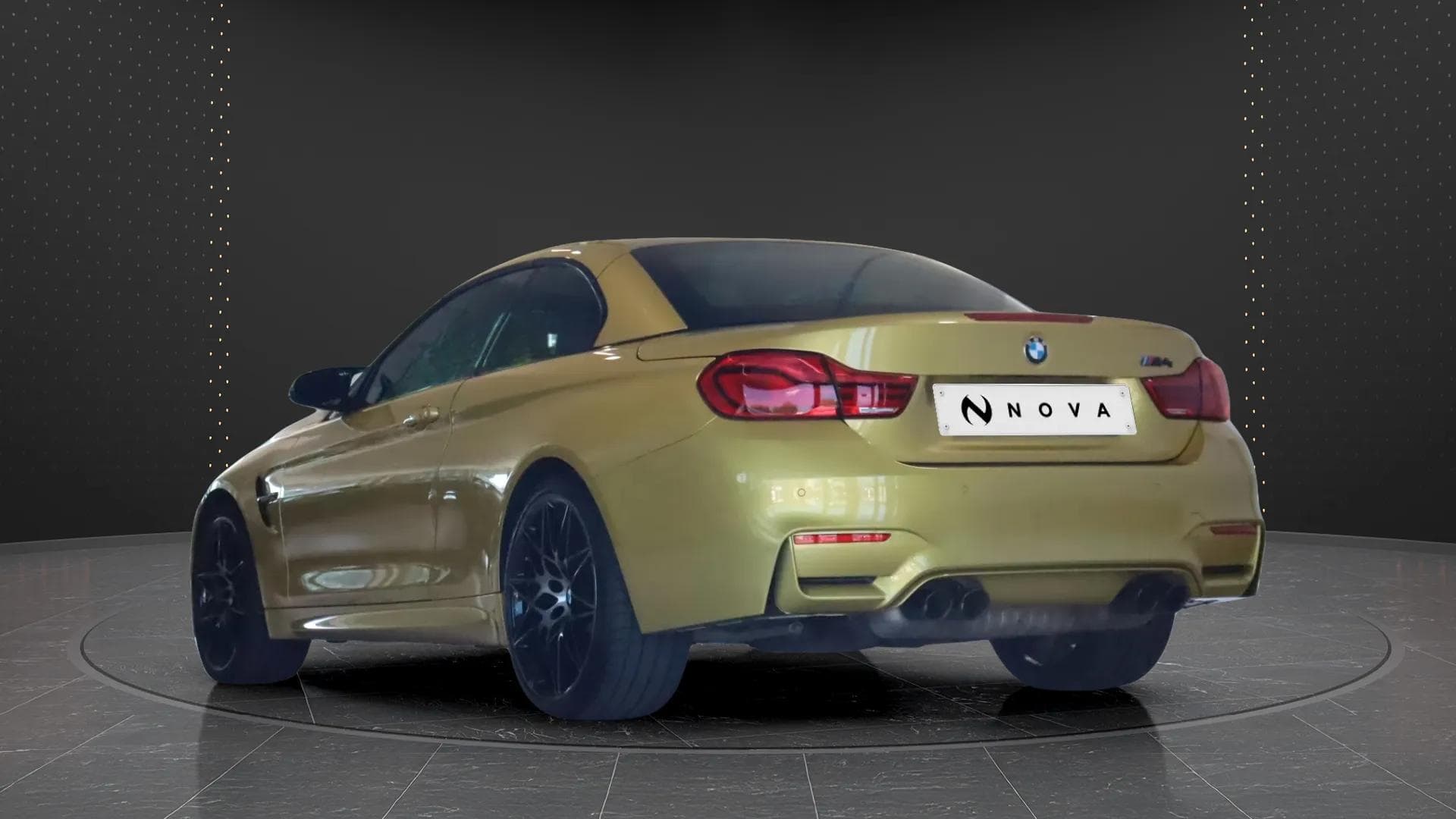 BMW M4 2018 - Photo 2