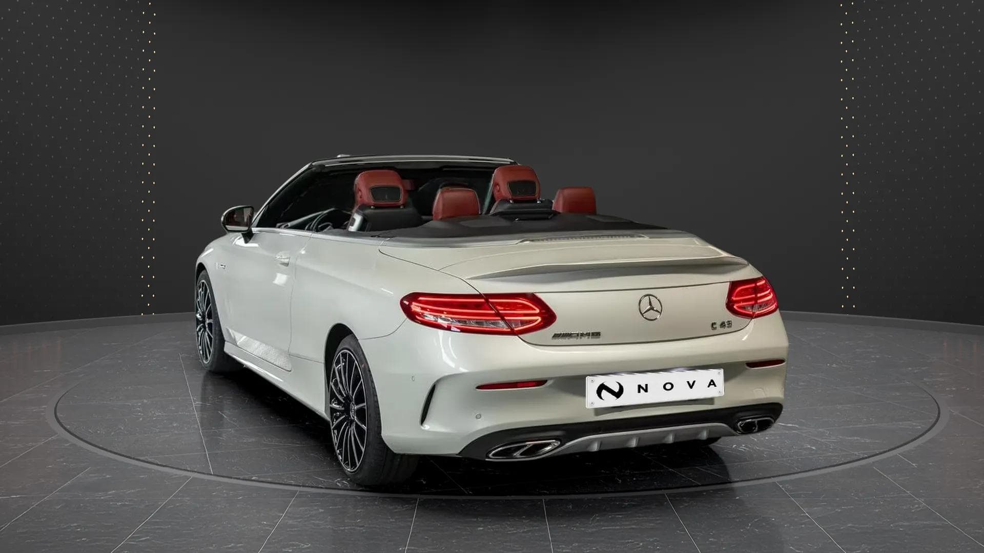 Mercedes-Benz C 43 AMG 2018 - Photo 4