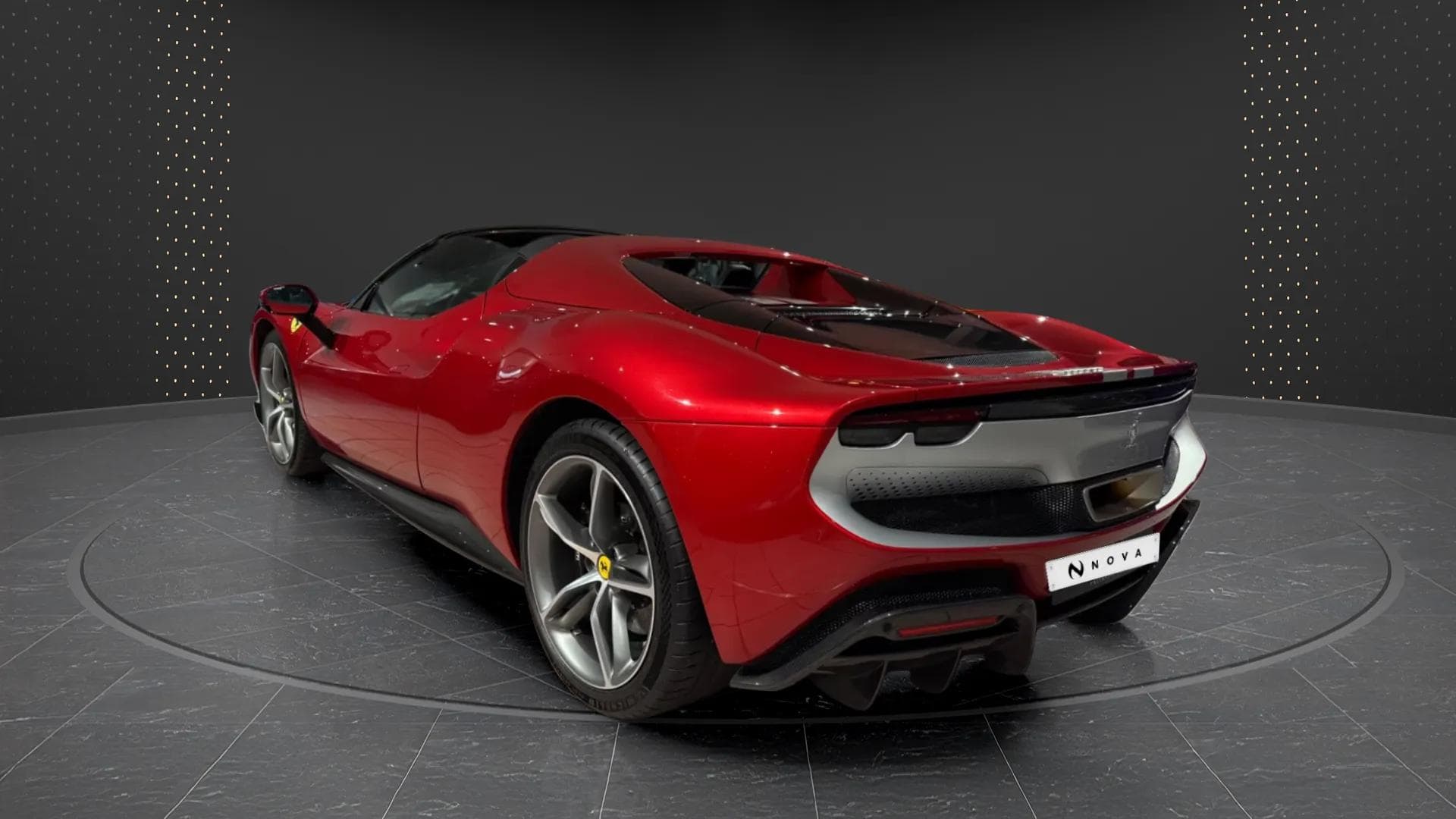 Ferrari 296 GTS 2024 - Photo 2