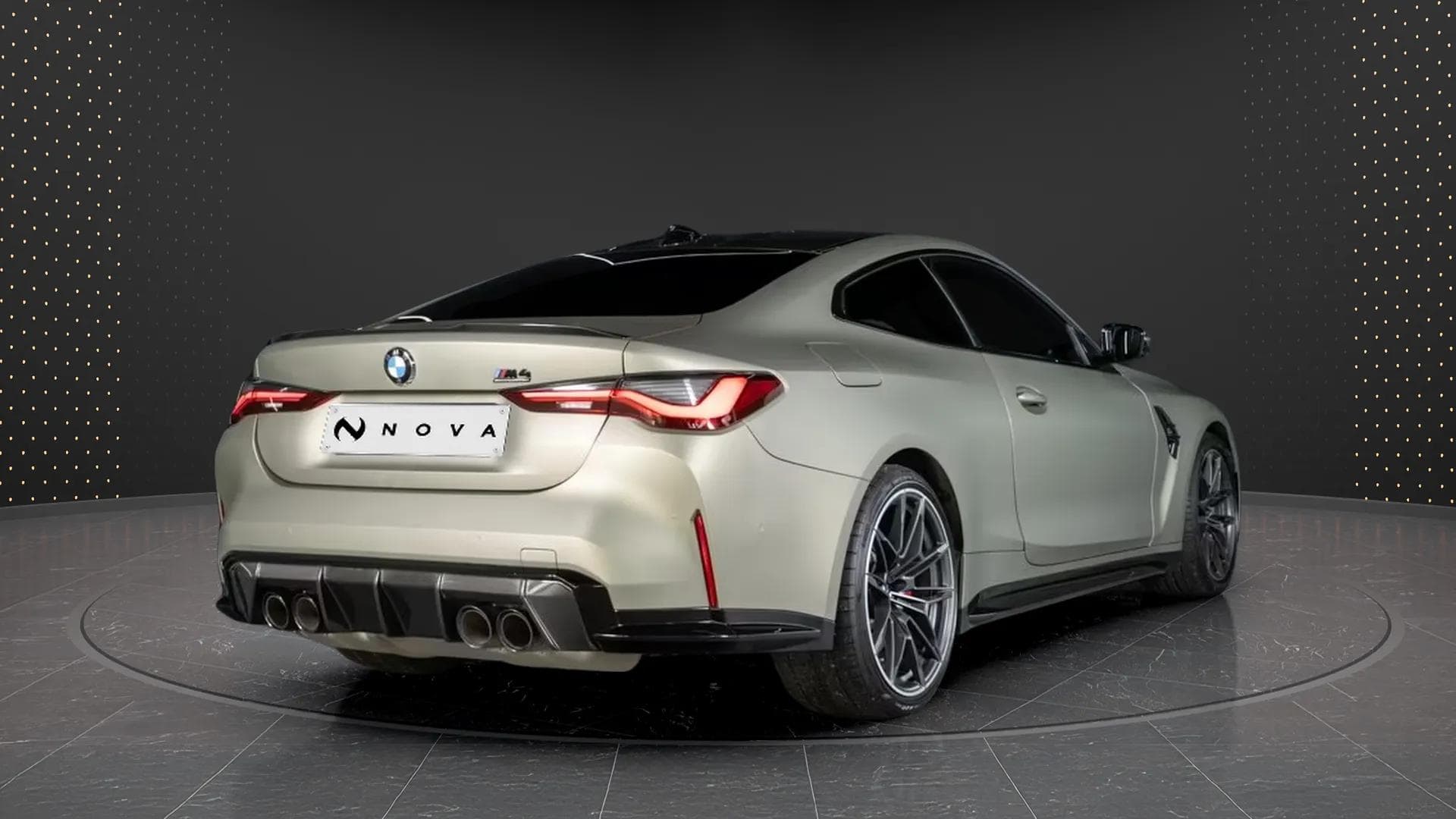 BMW M4 Competition 2022 - Photo 2