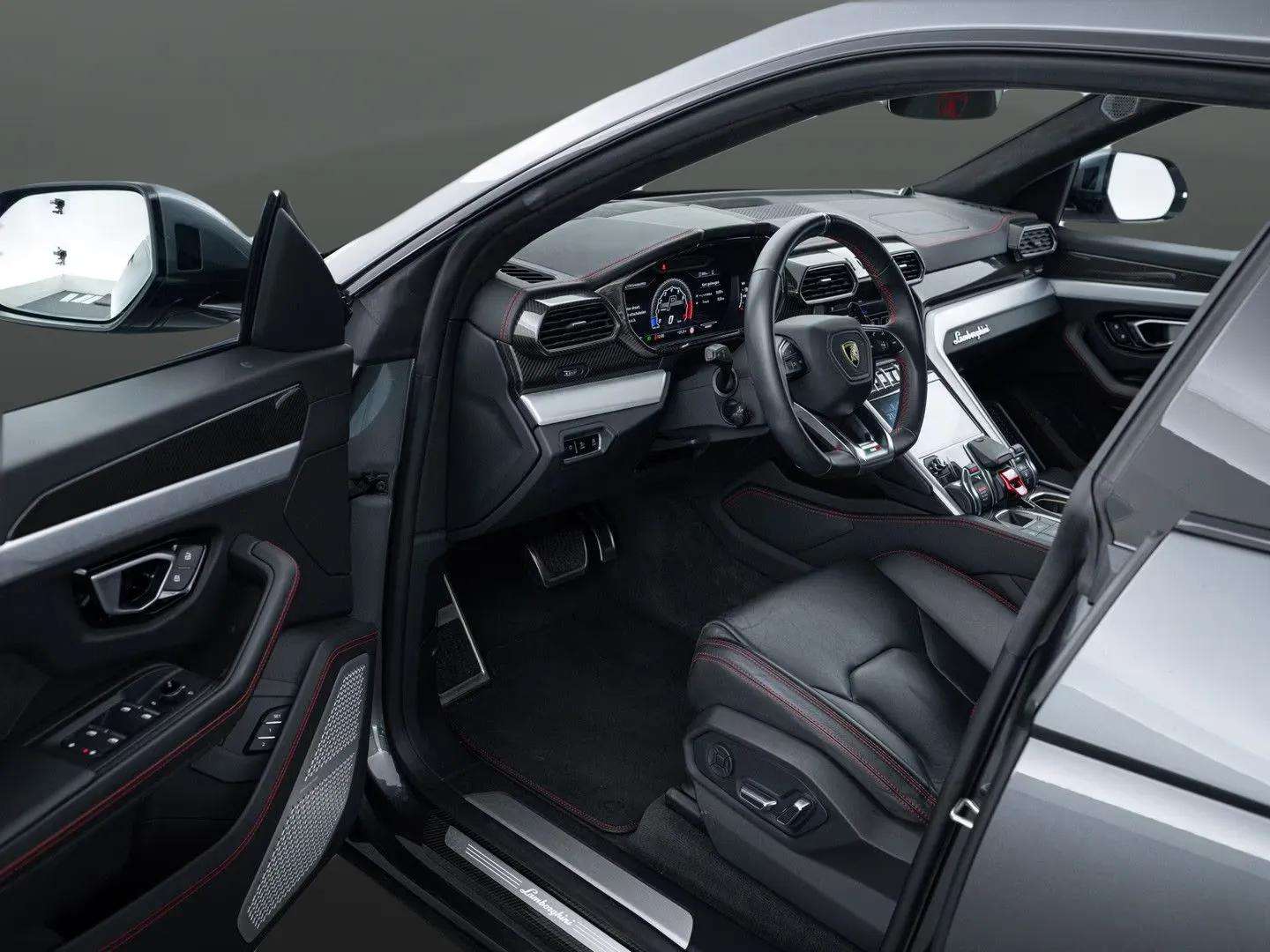 Lamborghini Urus 2019 - Photo 3