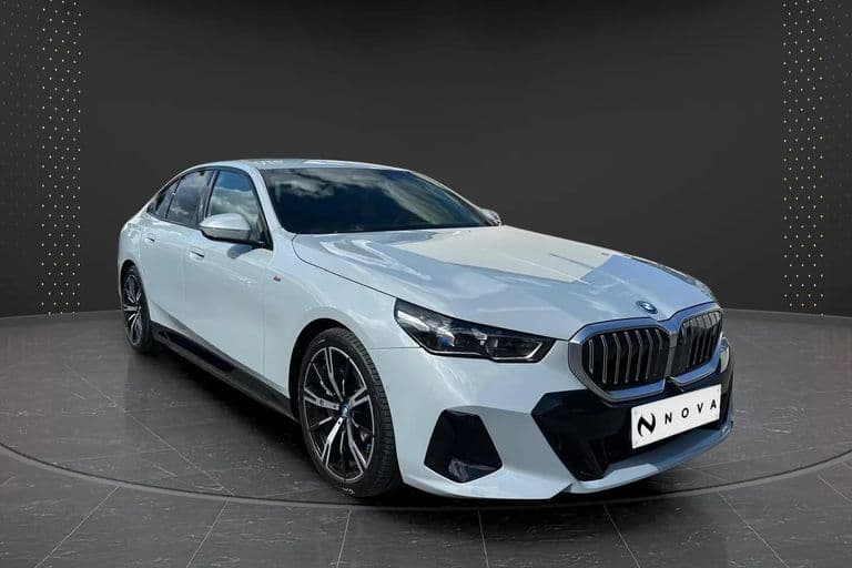 BMW i5 2024 - Photo principale