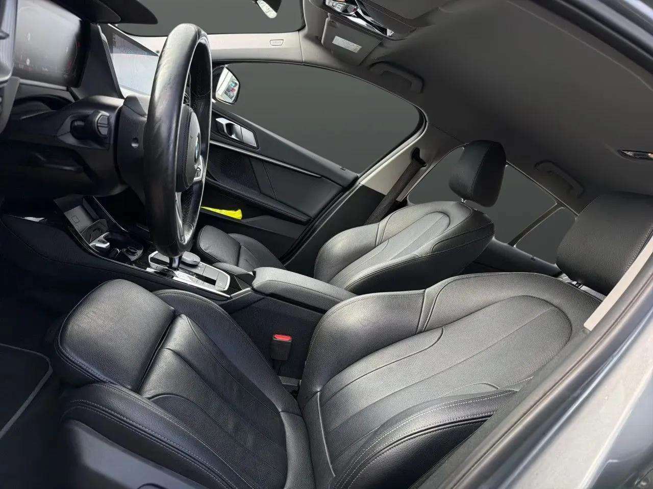 BMW 120 2022 - Photo 2