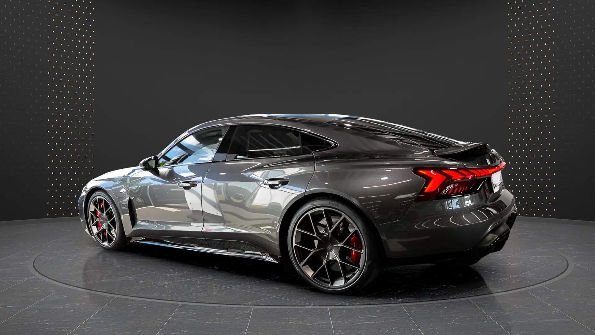 Audi RS e-tron GT 2025 - Photo 3