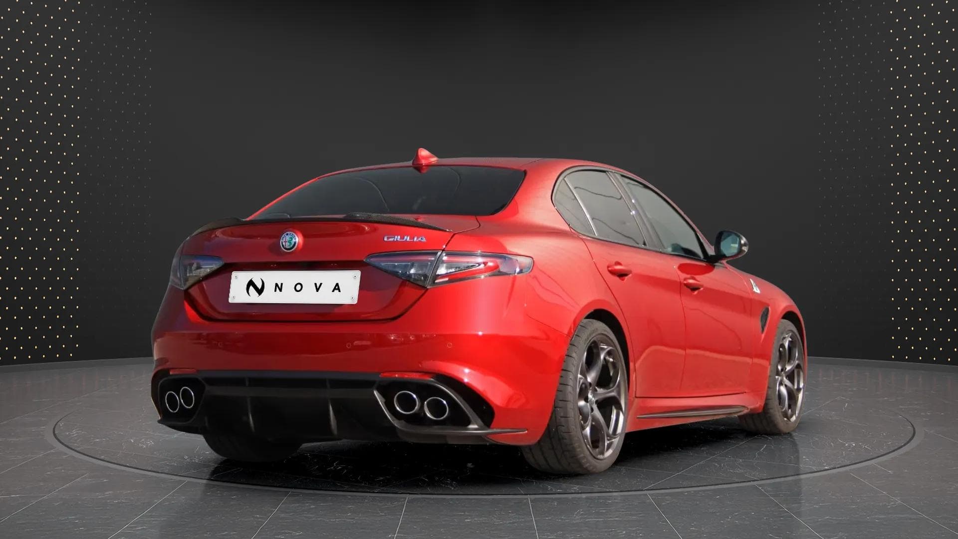 Alfa Romeo Giulia 2023 - Photo 4