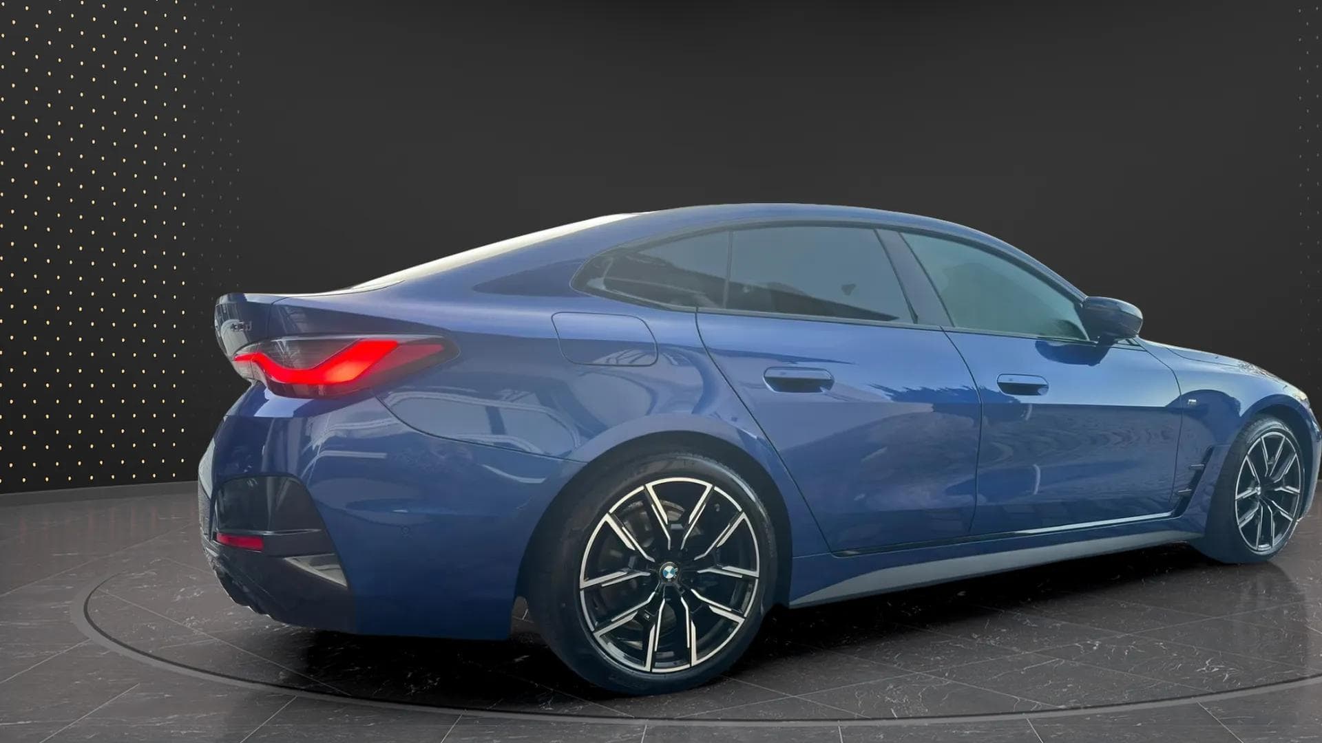 BMW Série 4 30 Gran Coupe 2023 - Photo 4