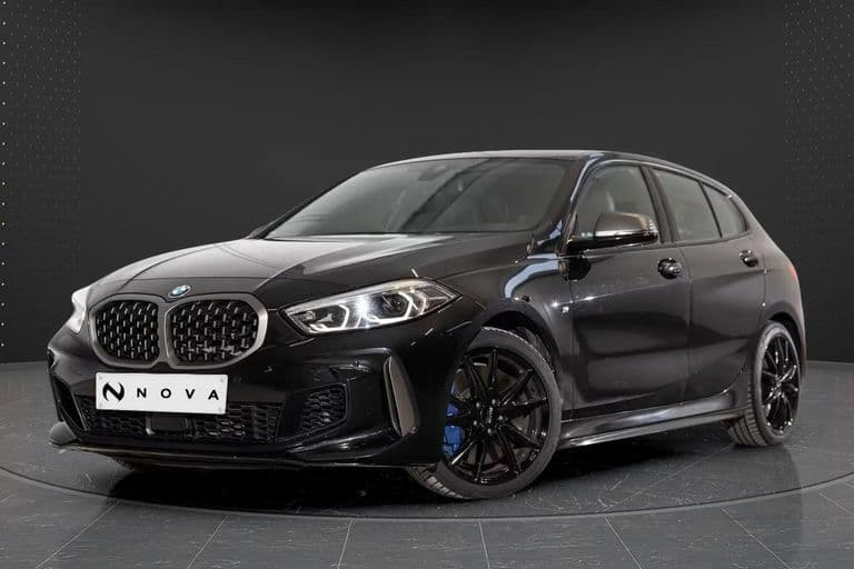 BMW M135 2021 - Photo principale