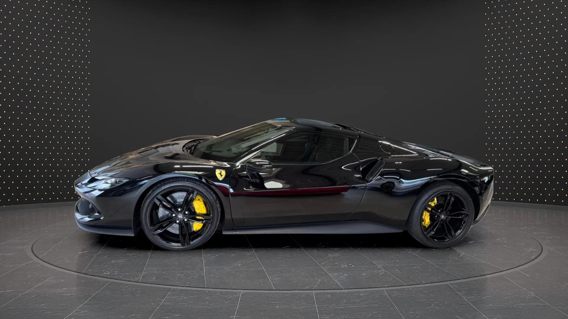 Ferrari 296 GTB 2024 - Photo 4