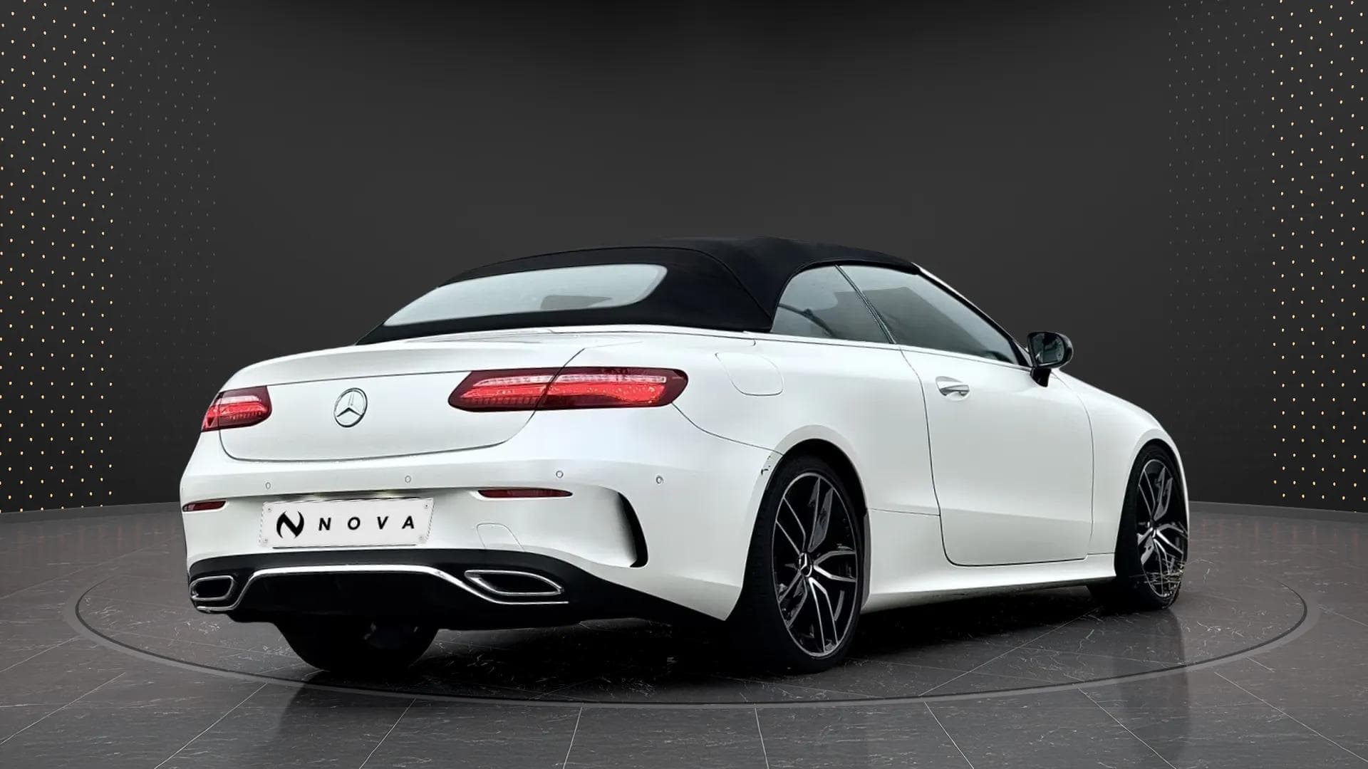 Mercedes-Benz Classe E 300 2019 - Photo 2