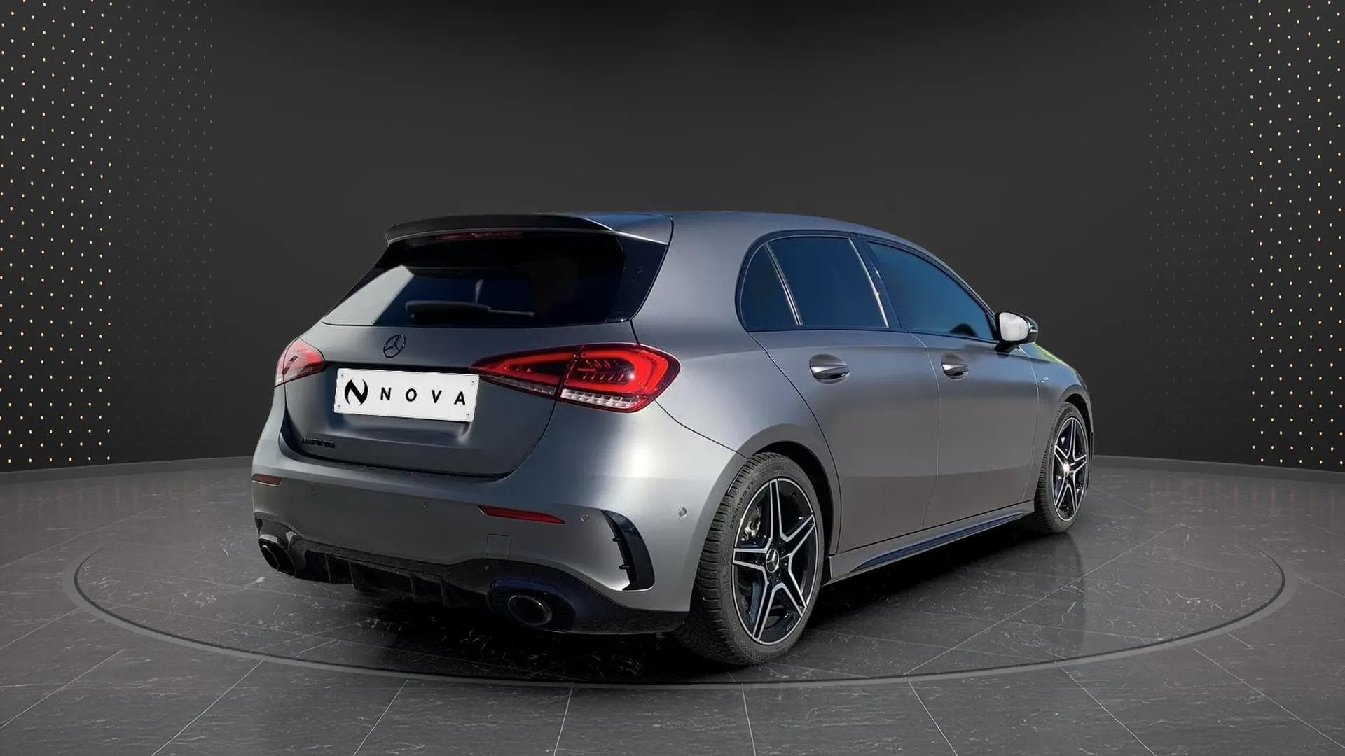 Mercedes-Benz A 35 AMG 2019 - Photo
