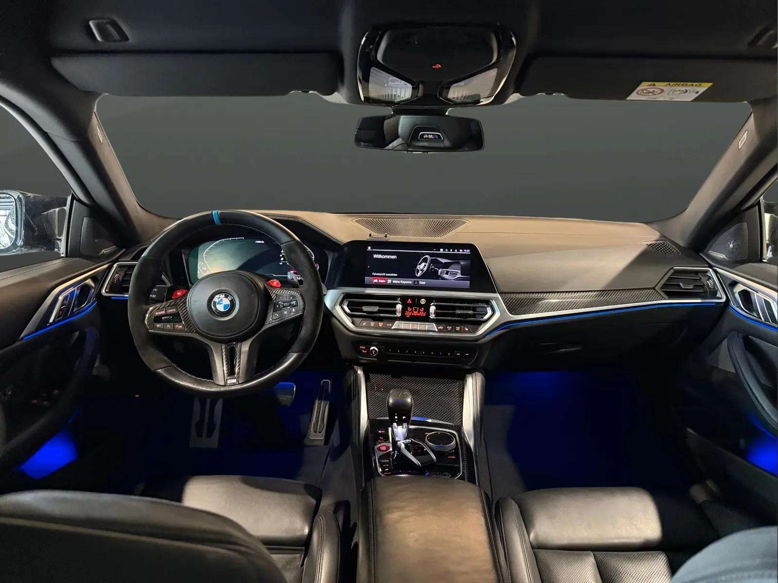 BMW M4 2022 - Photo 3