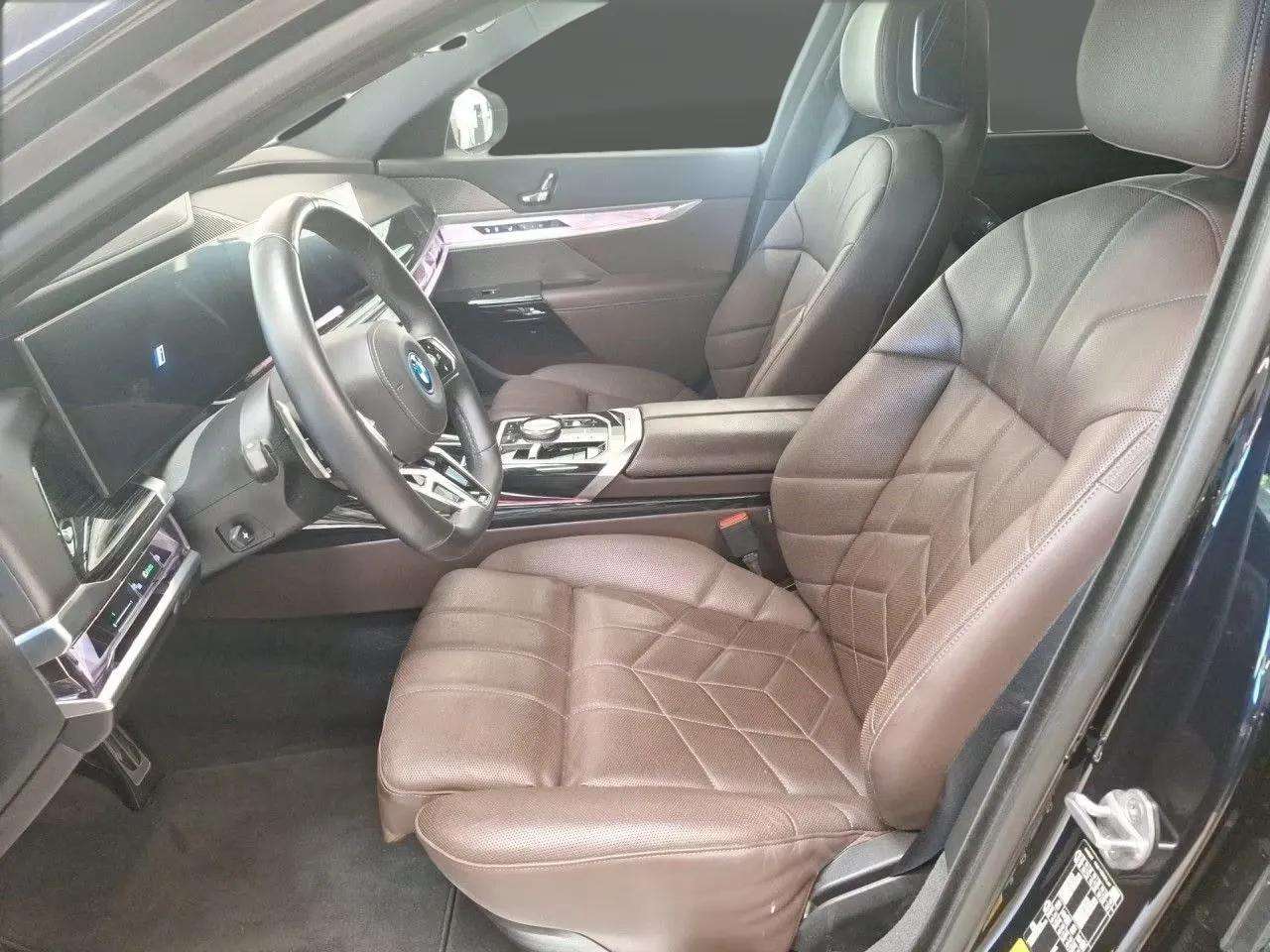 BMW i7 2024 - Photo 5