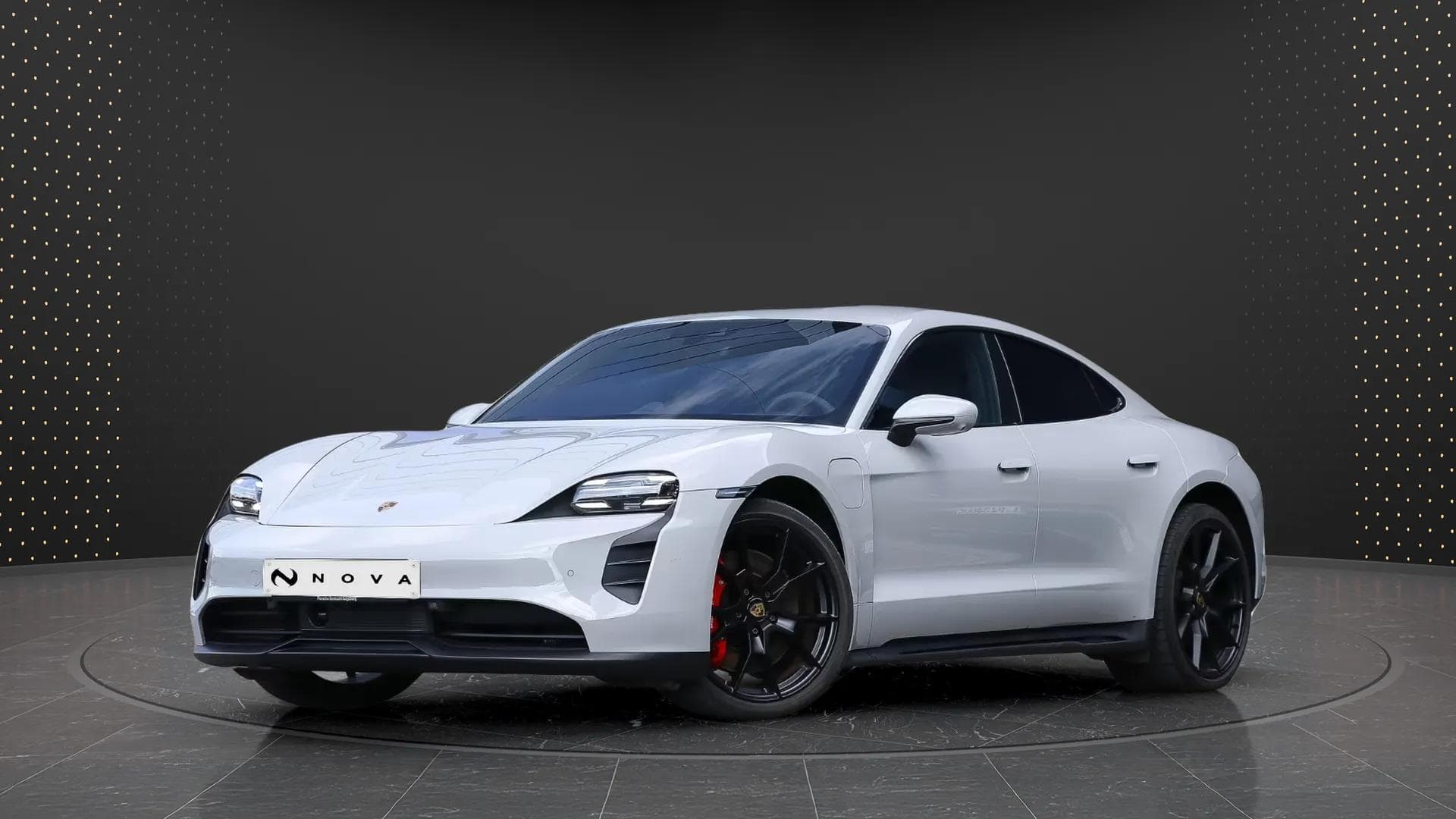 Porsche Taycan 2023 - Photo principale