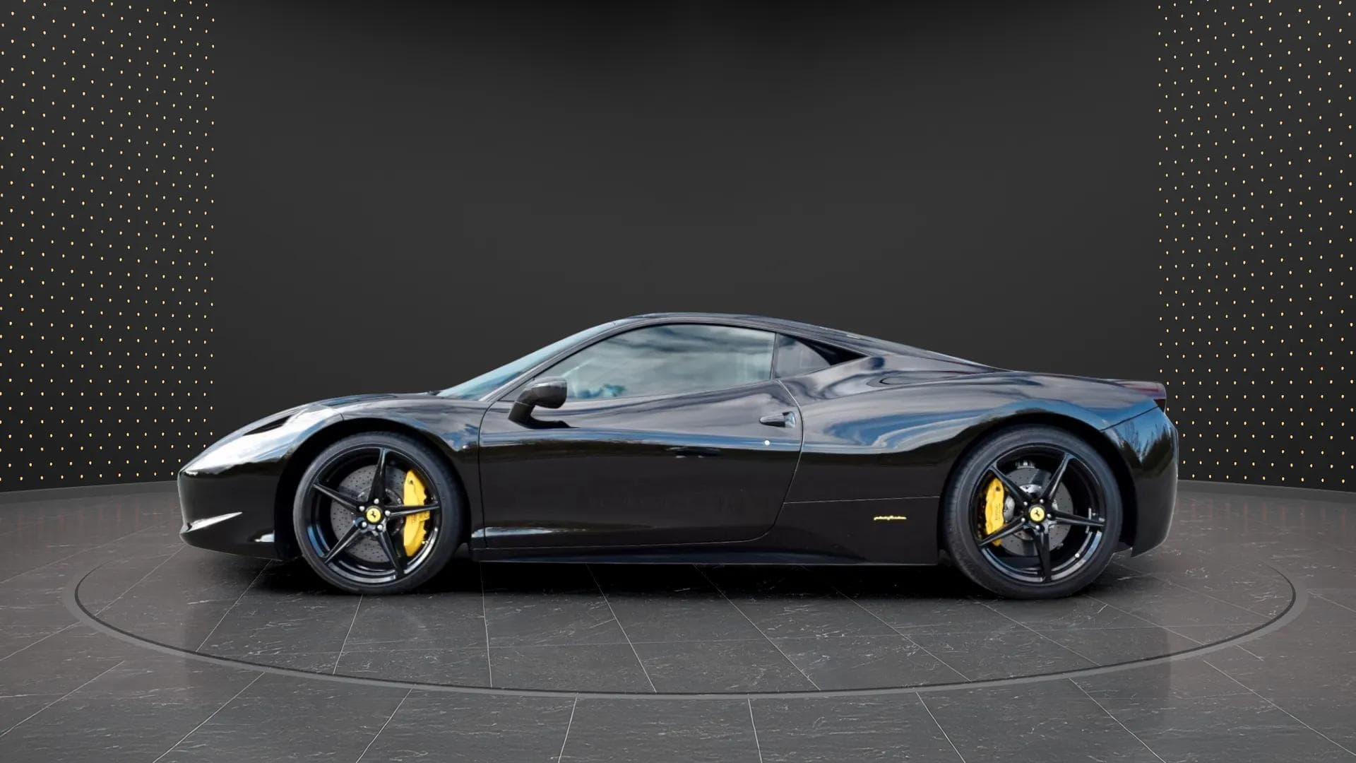 Ferrari 458 2011 - Photo 5