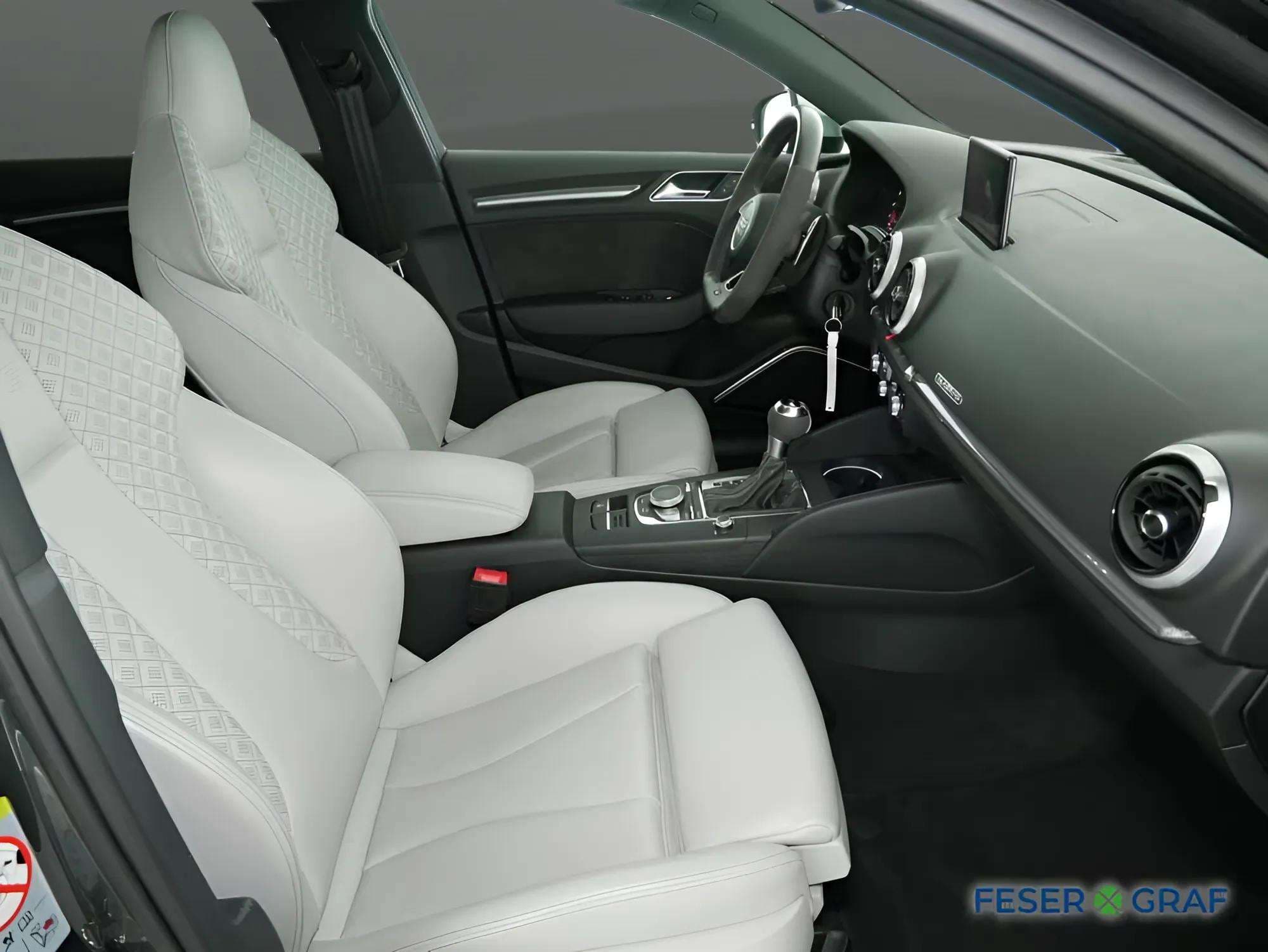 Audi RS3 2019 - Photo 5