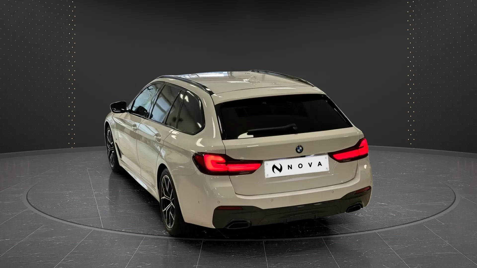 BMW 530 2021 - Photo 4