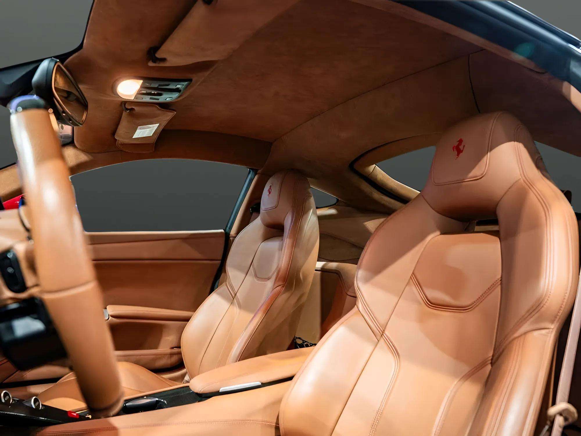 Ferrari F12 2013 - Photo 5