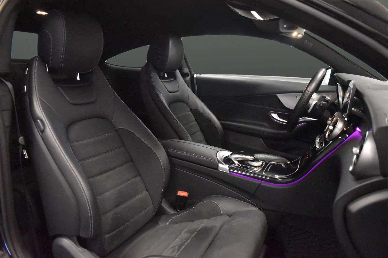 Mercedes-Benz C 300 2019 - Photo 4