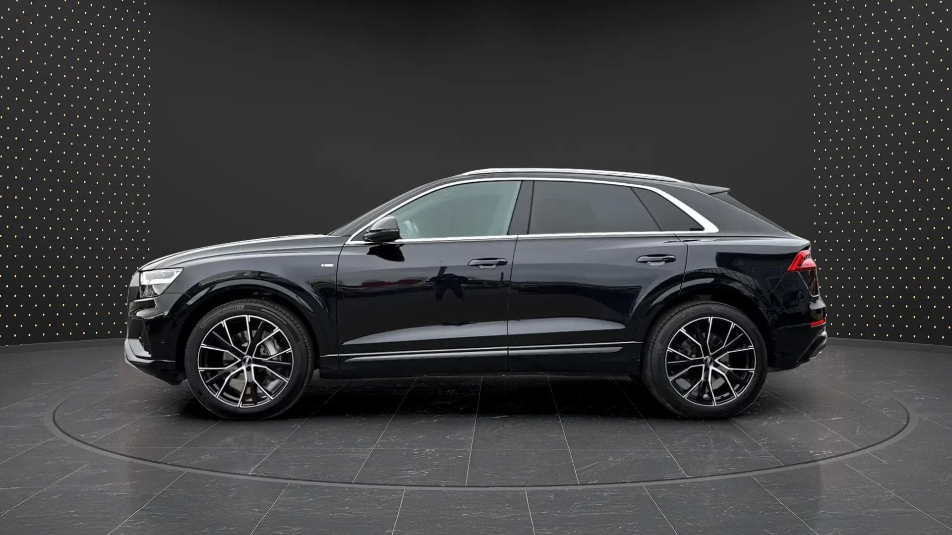 Audi Q8 2019 - Photo 5