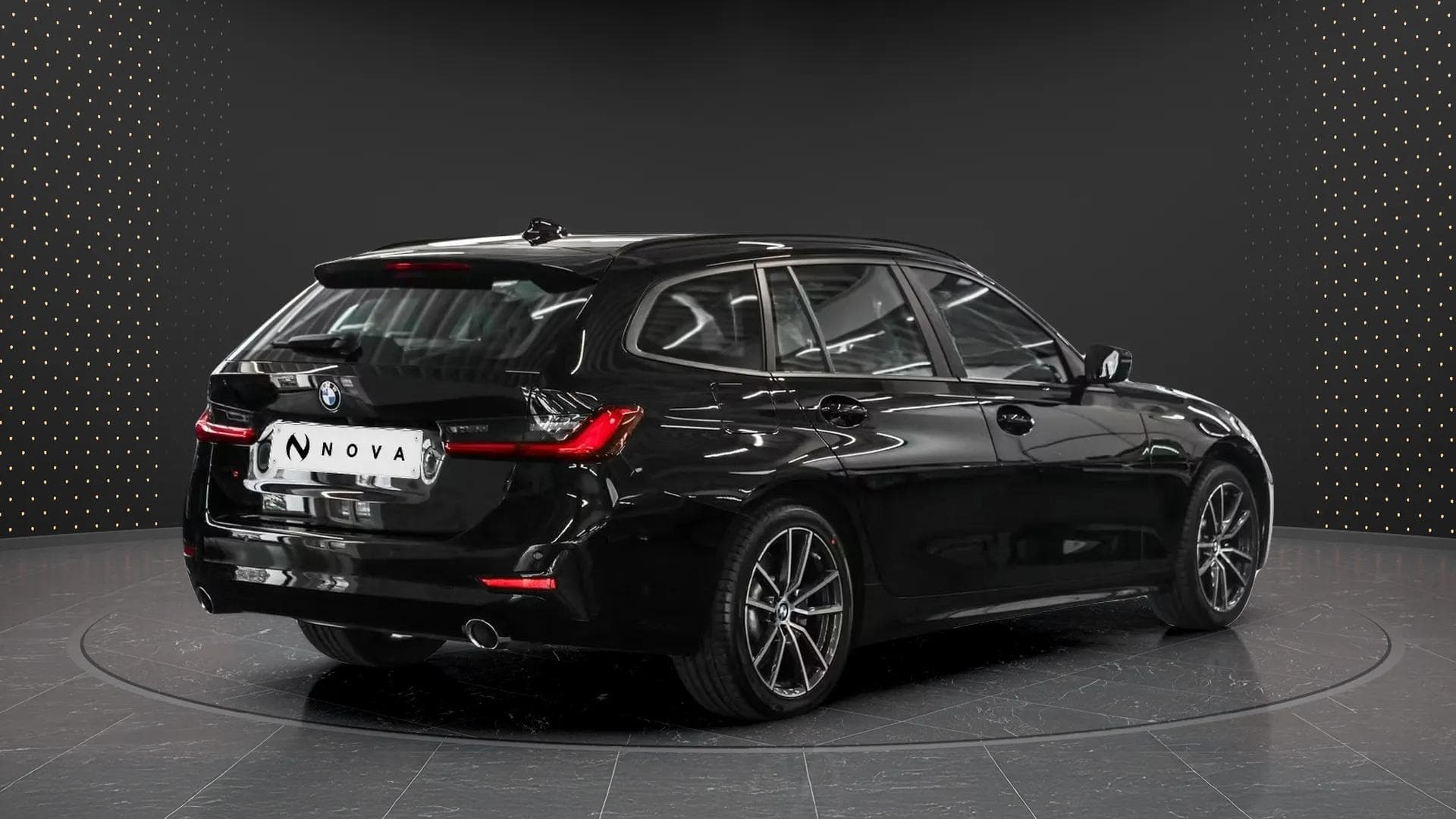 BMW 330 2020 - Photo principale