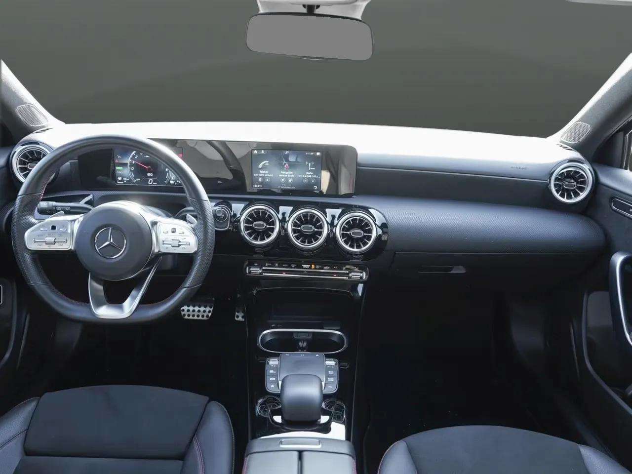 Mercedes-Benz Classe A250 2022 - Photo 6
